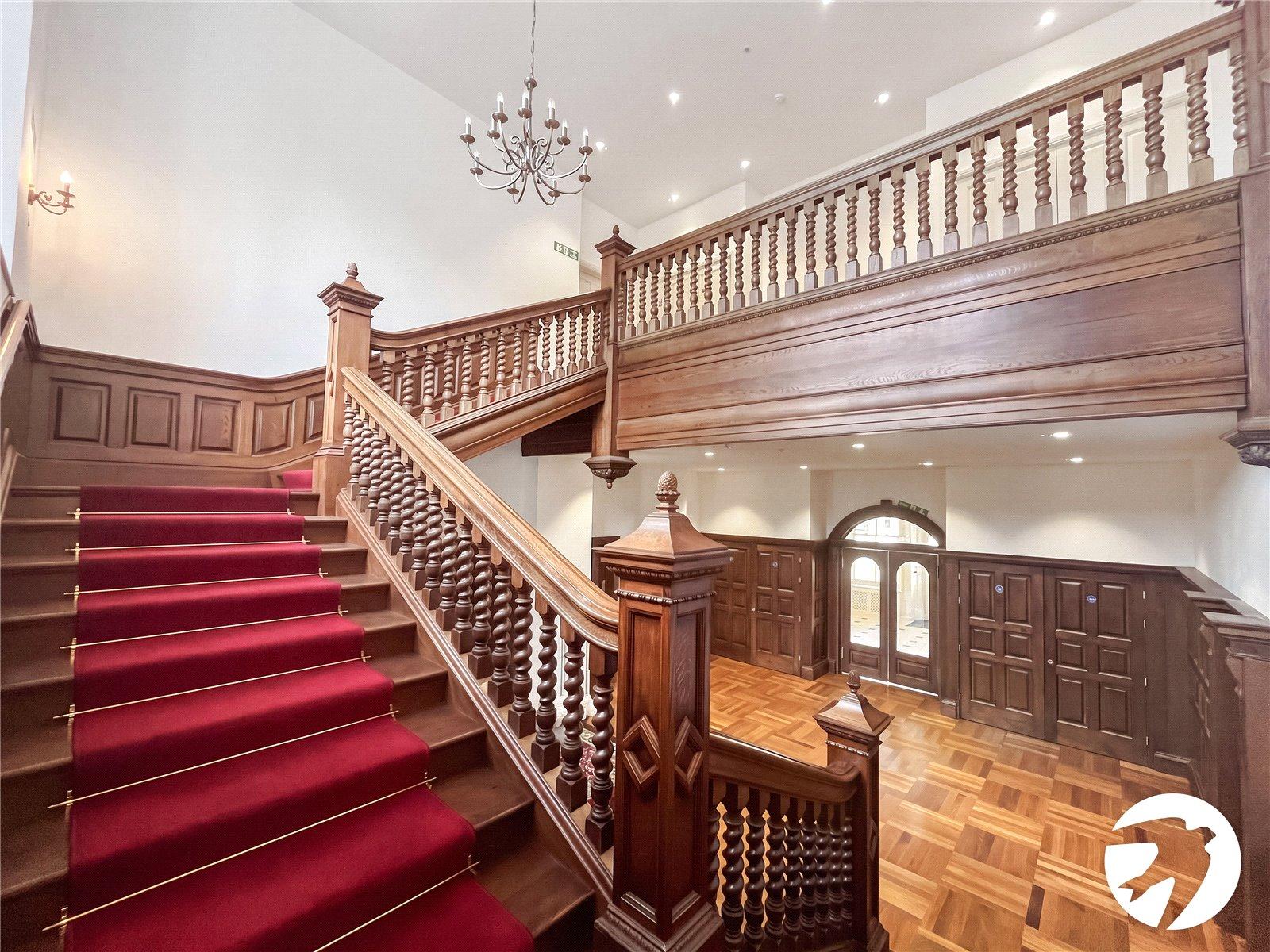 2 bedroom property for sale in Leybourne | Robinson Michael & Jackson