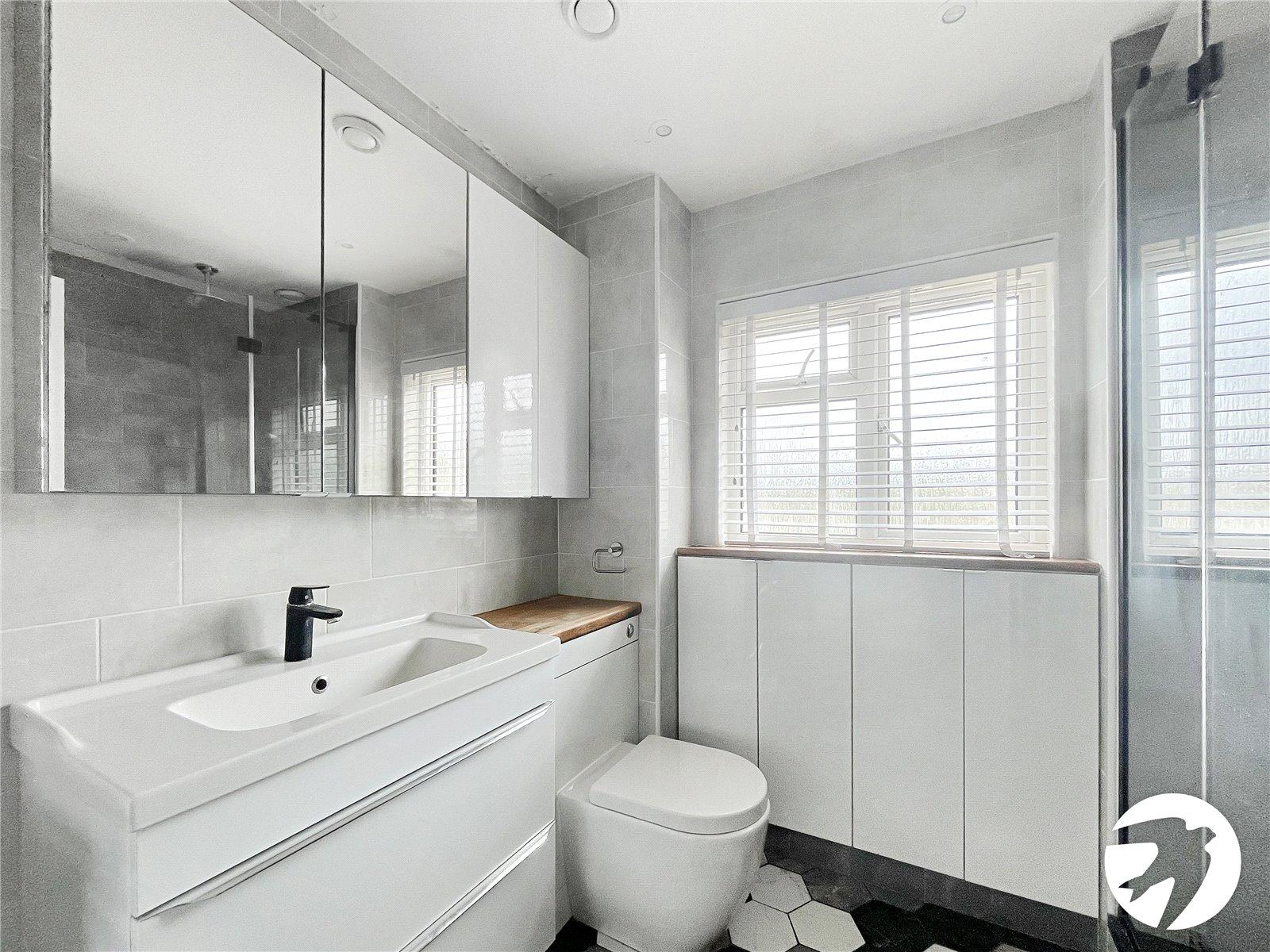 2 bedroom property for sale in Maidstone | Robinson Michael & Jackson
