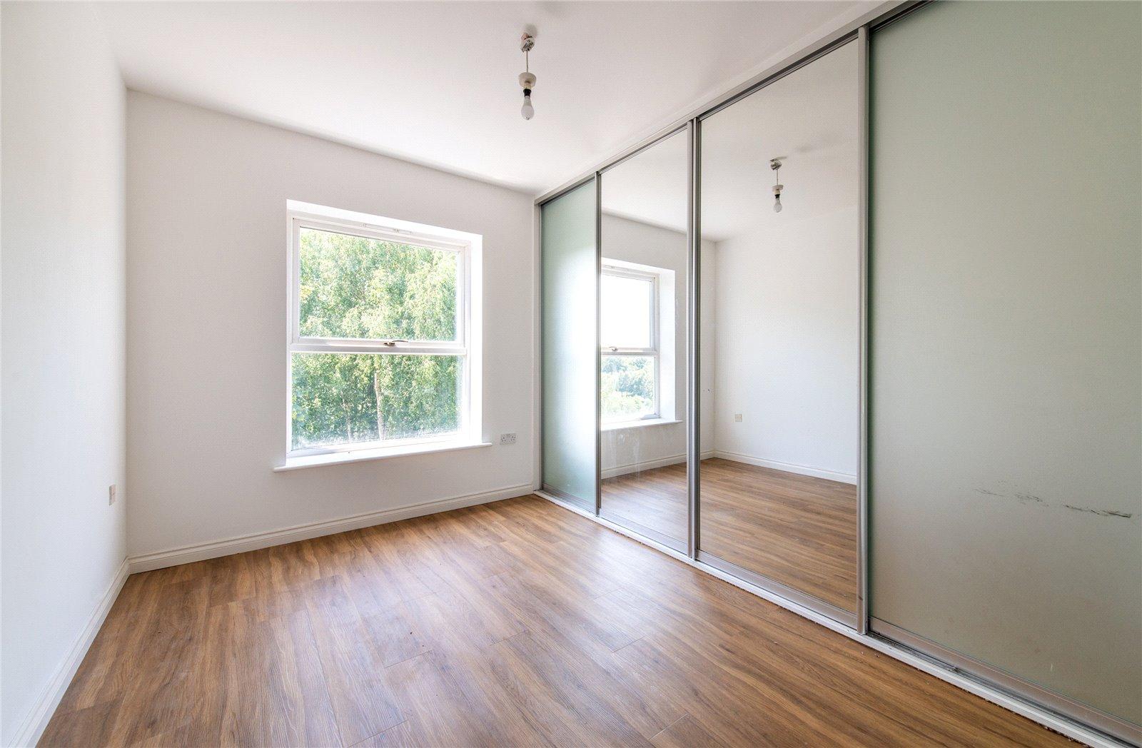 2 bedroom property for sale in Maidstone | Robinson Michael & Jackson