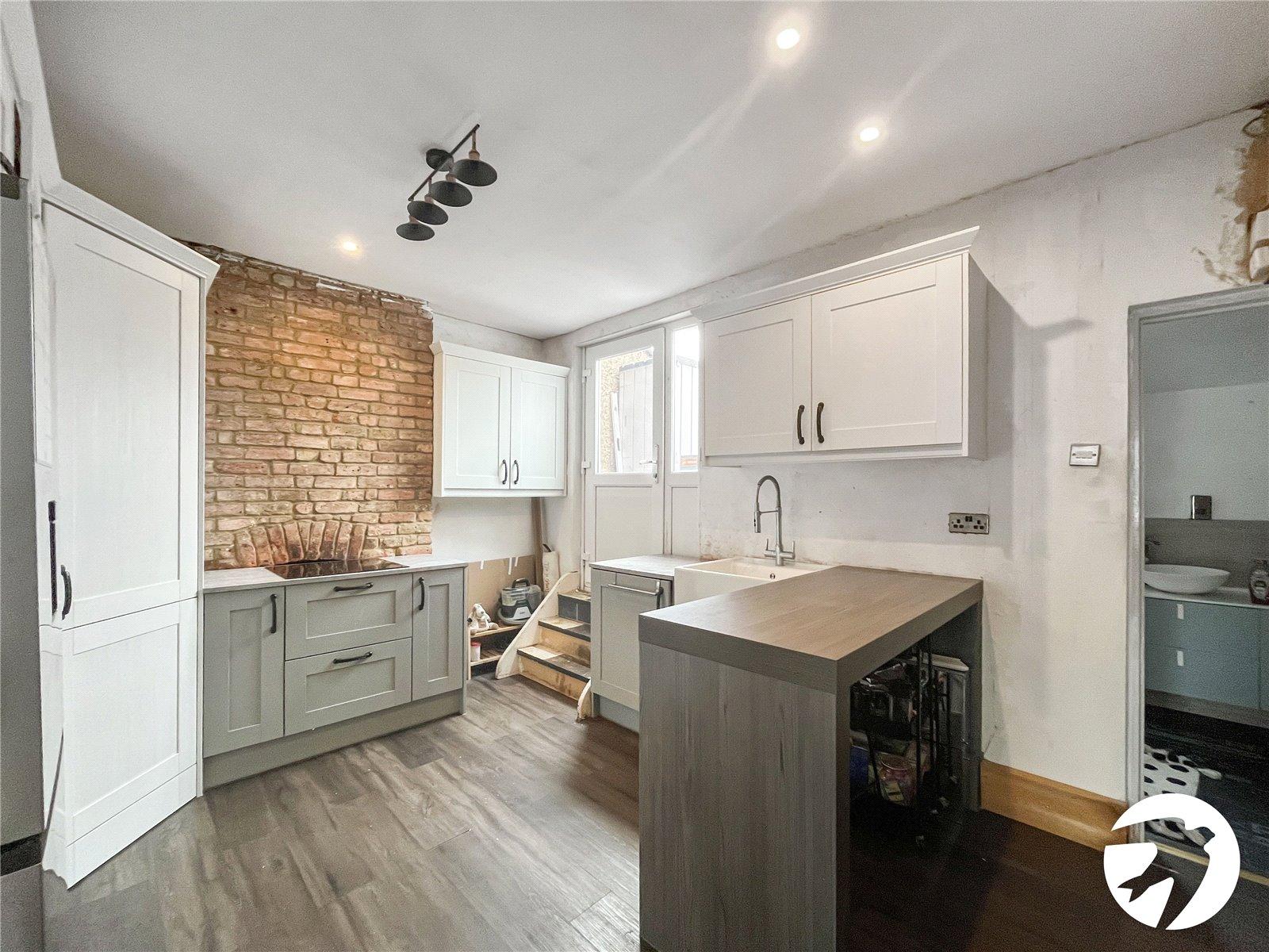 2 bedroom property for sale in Maidstone | Robinson Michael & Jackson