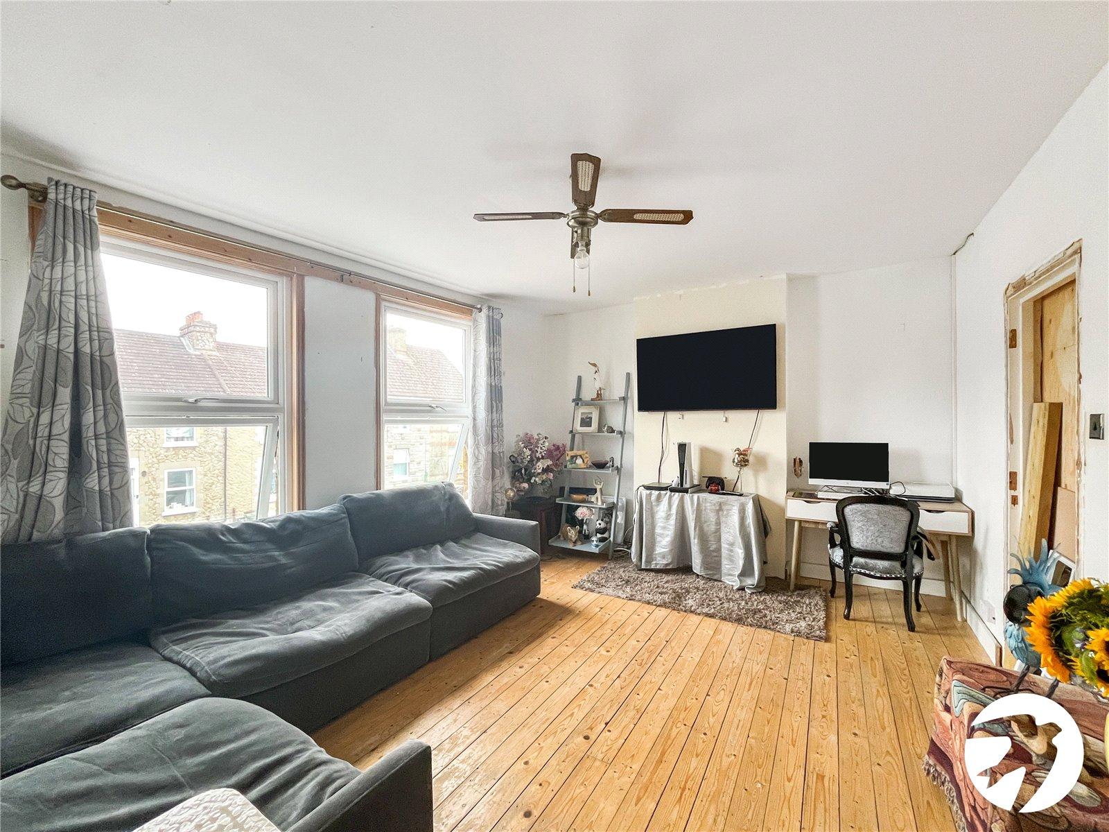2 bedroom property for sale in Maidstone | Robinson Michael & Jackson