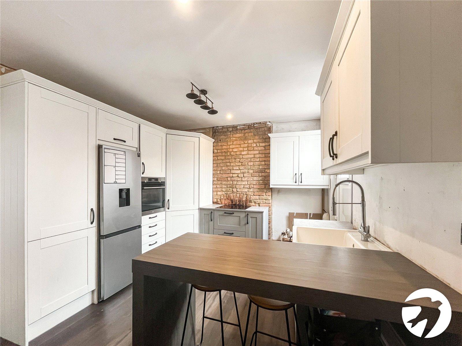 2 bedroom property for sale in Maidstone | Robinson Michael & Jackson