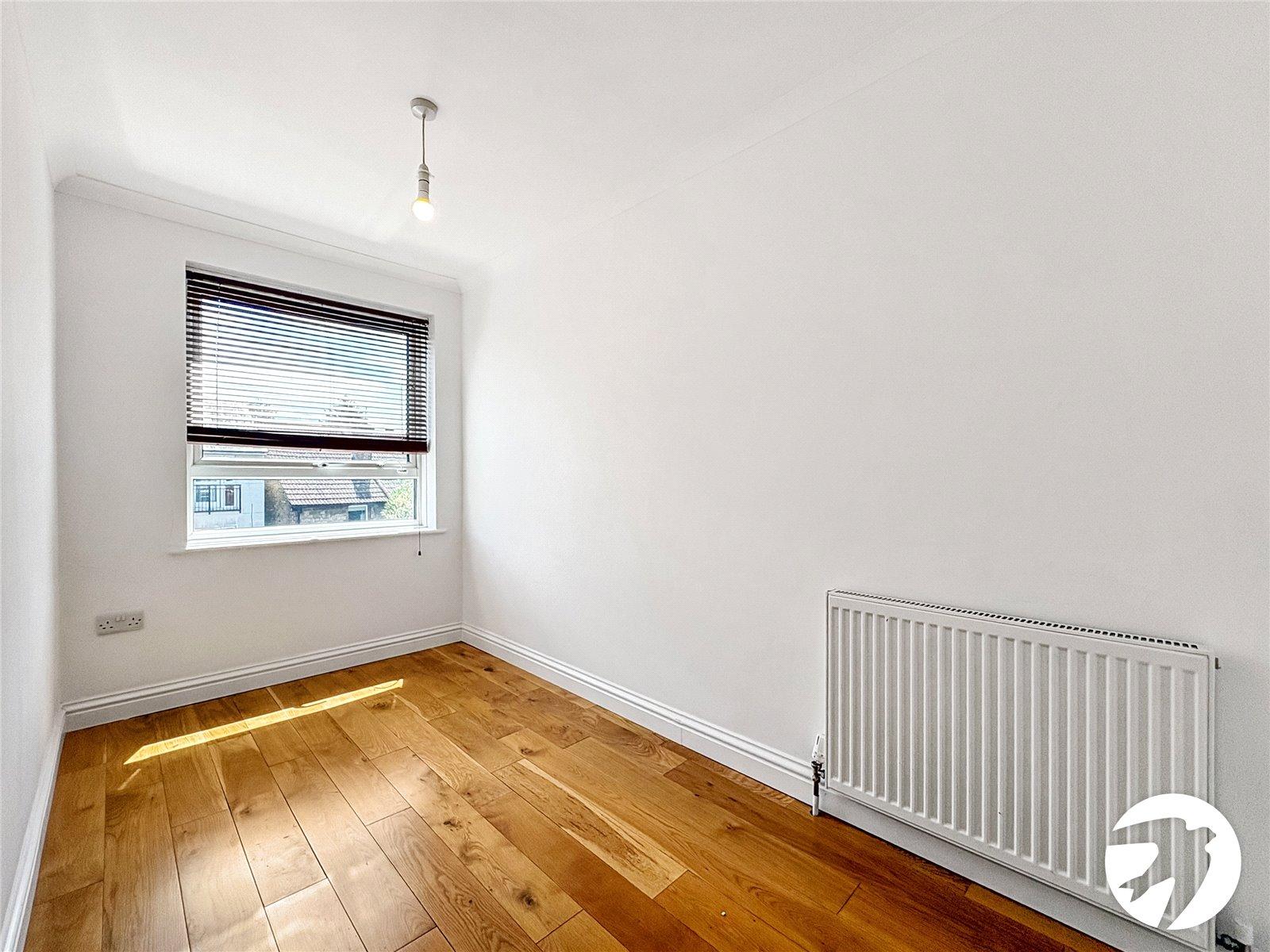 2 bedroom property for sale in Maidstone | Robinson Michael & Jackson
