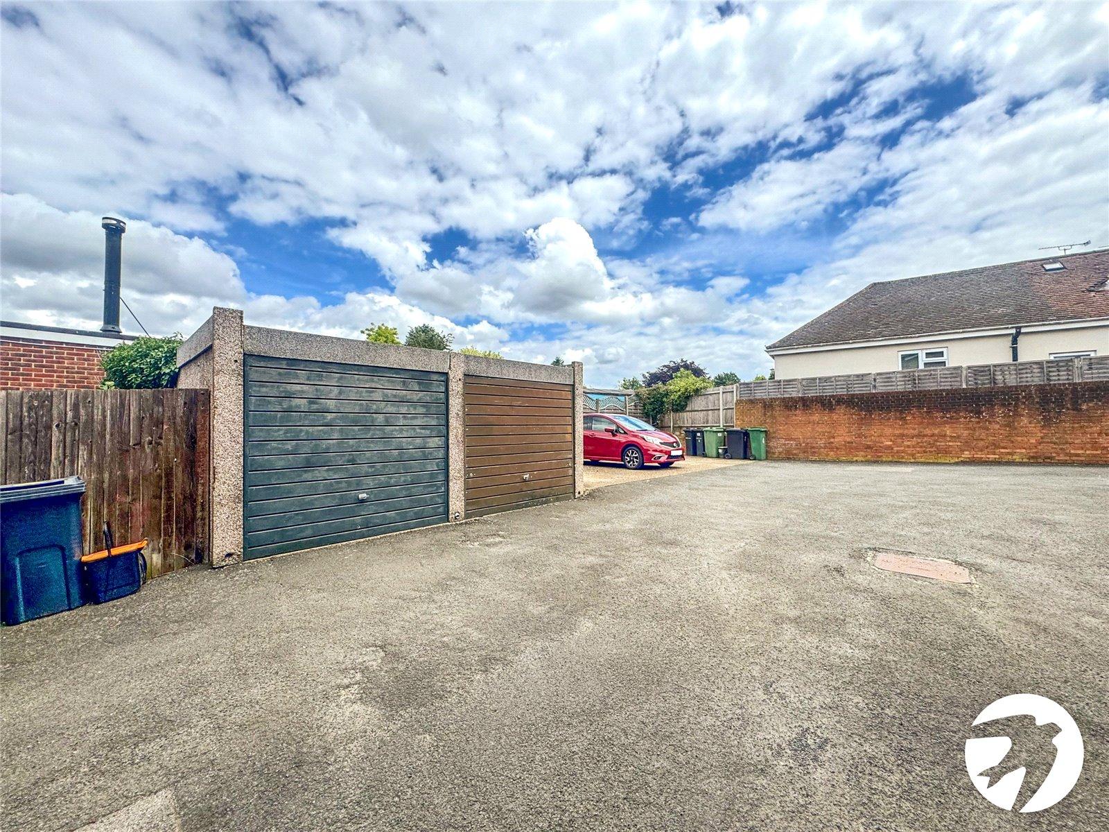 2 bedroom property for sale in Maidstone | Robinson Michael & Jackson