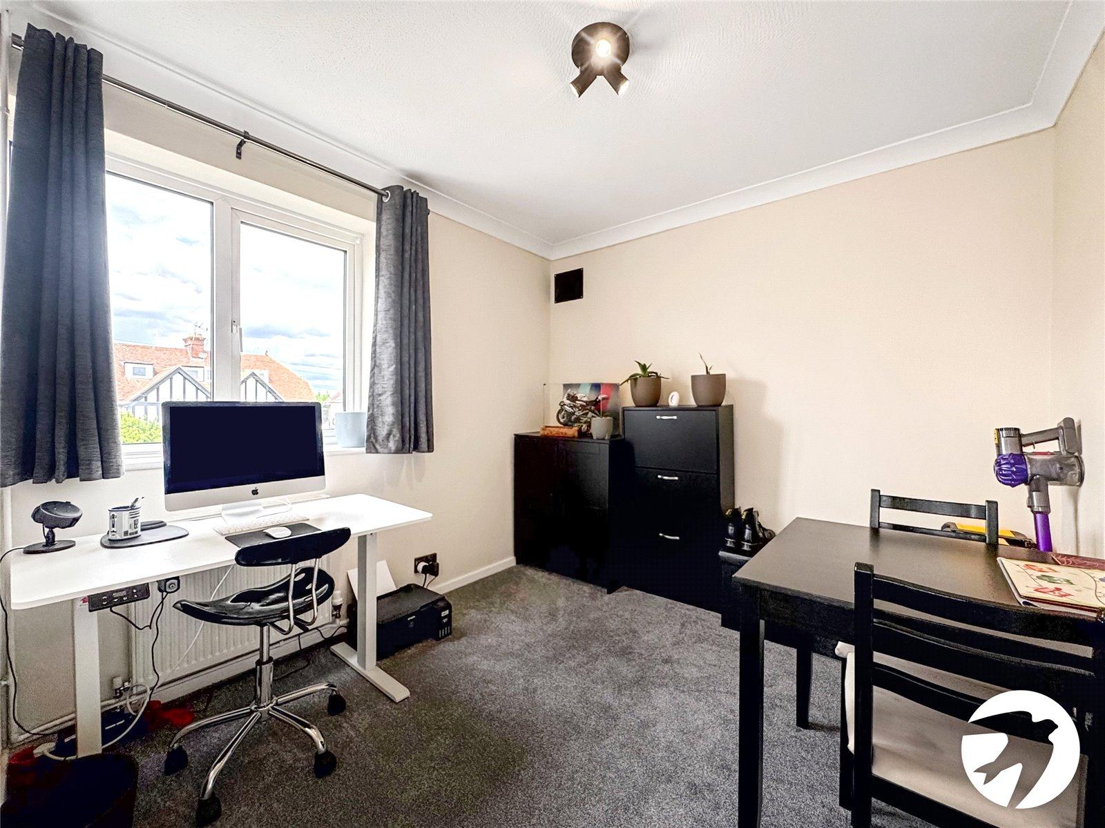 2 bedroom property for sale in Maidstone | Robinson Michael & Jackson