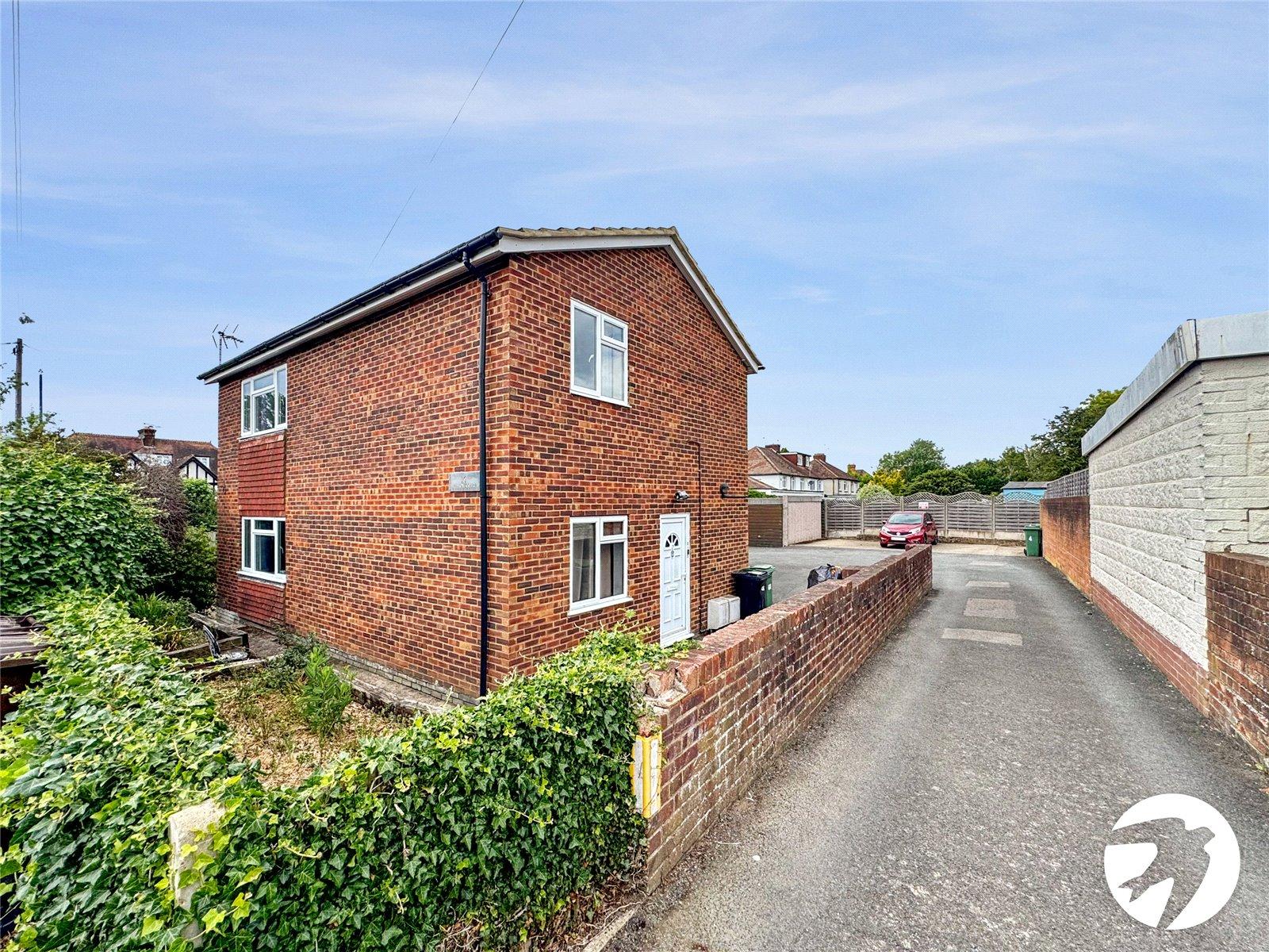 2 bedroom property for sale in Maidstone | Robinson Michael & Jackson