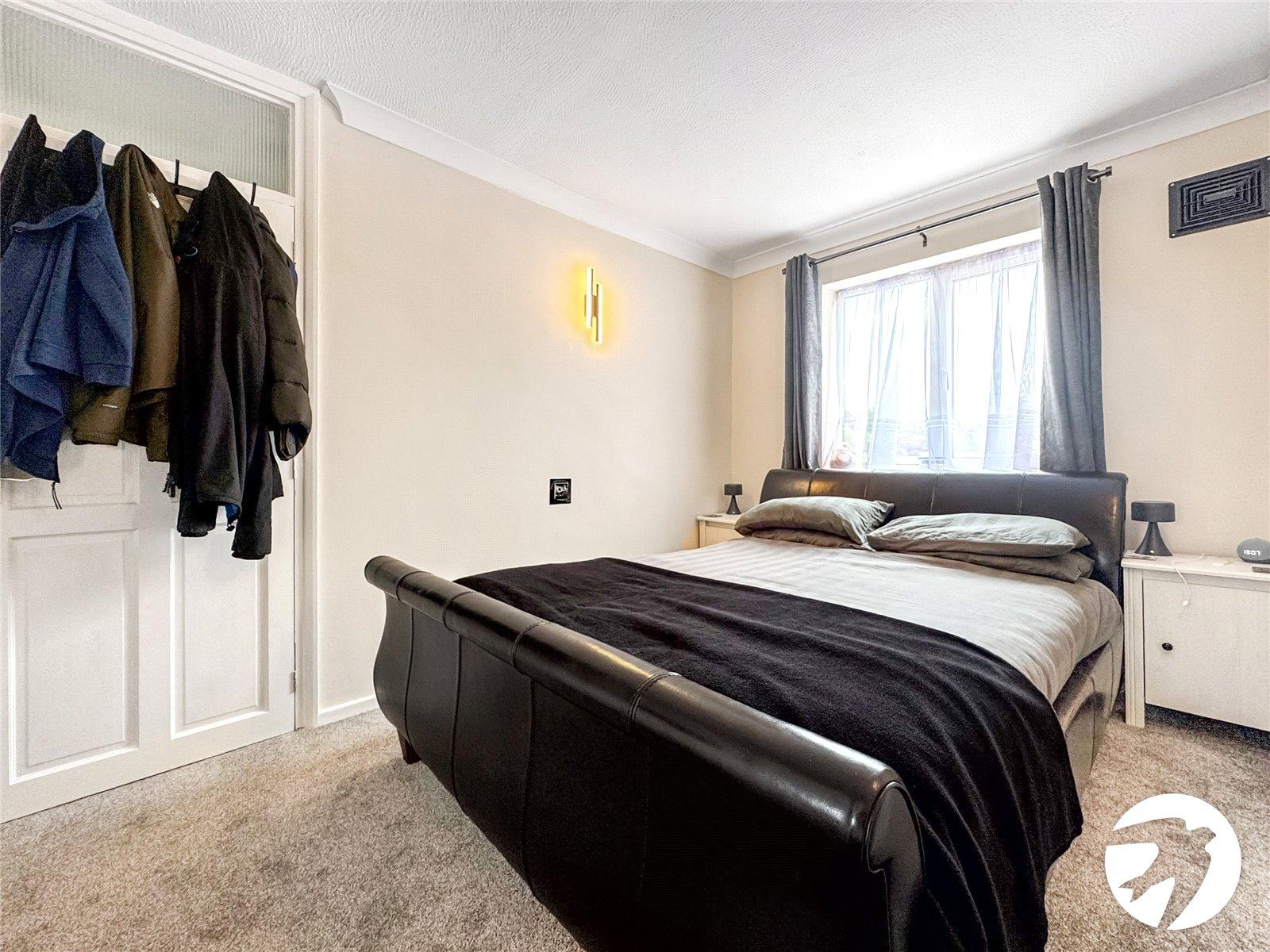 2 bedroom property for sale in Maidstone | Robinson Michael & Jackson