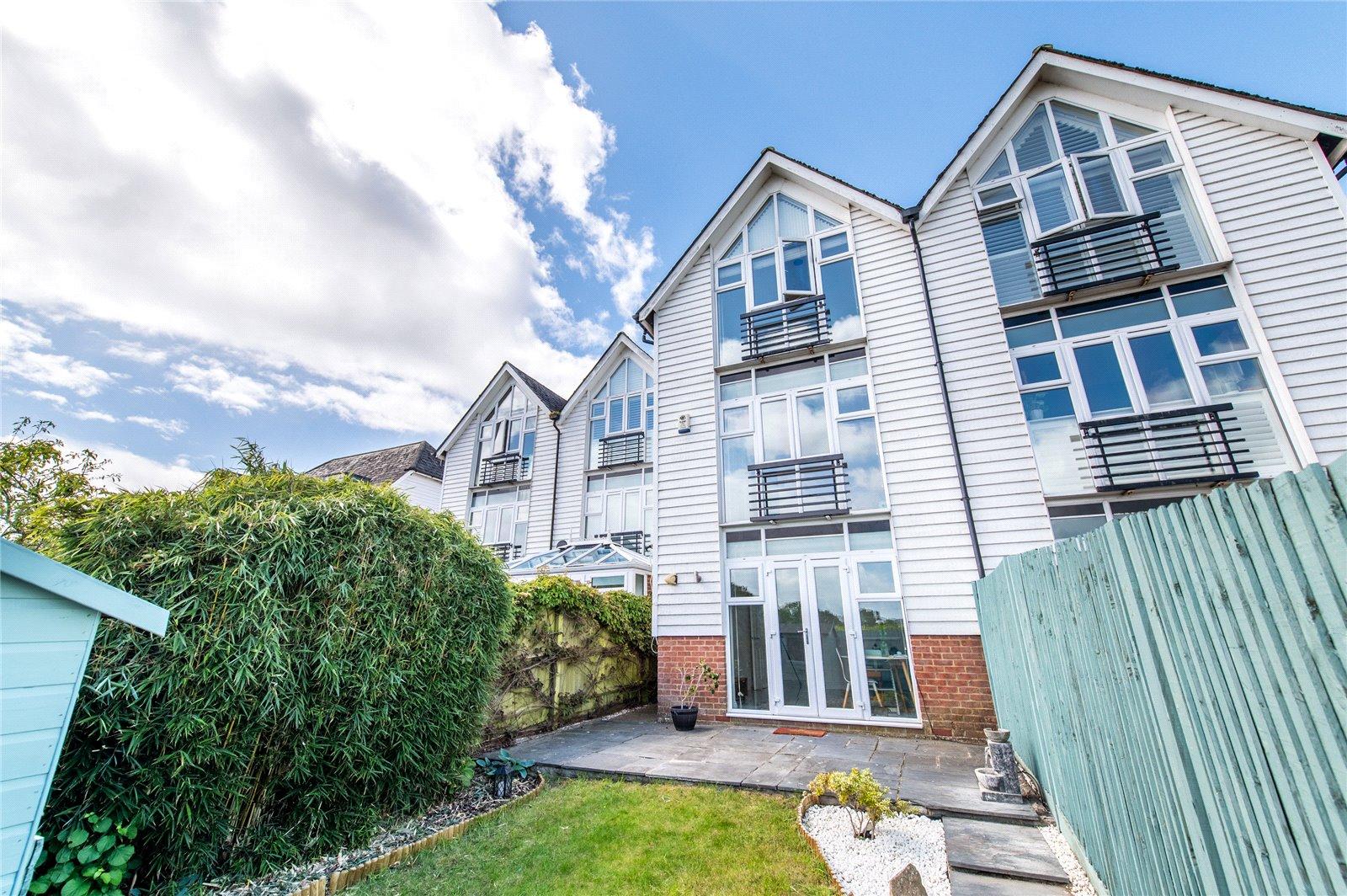 3 bedroom house for sale in Leeds | Robinson Michael & Jackson