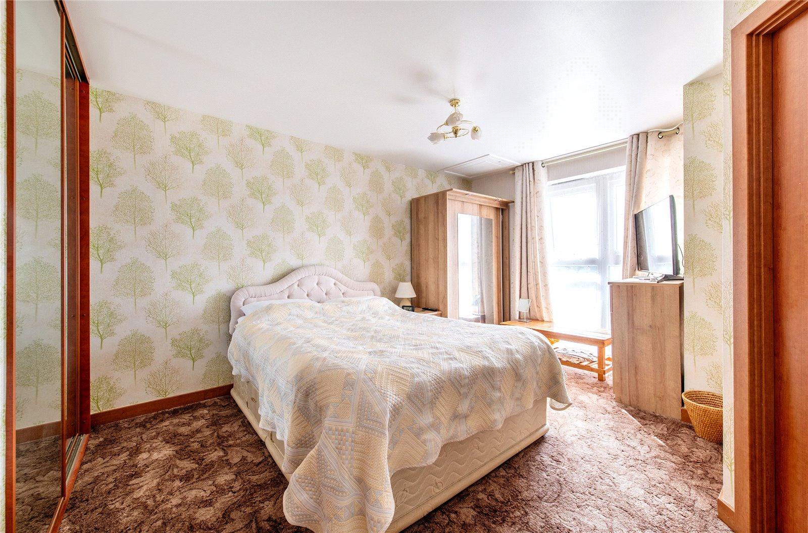 5 bedroom property for sale in Maidstone | Robinson Michael & Jackson