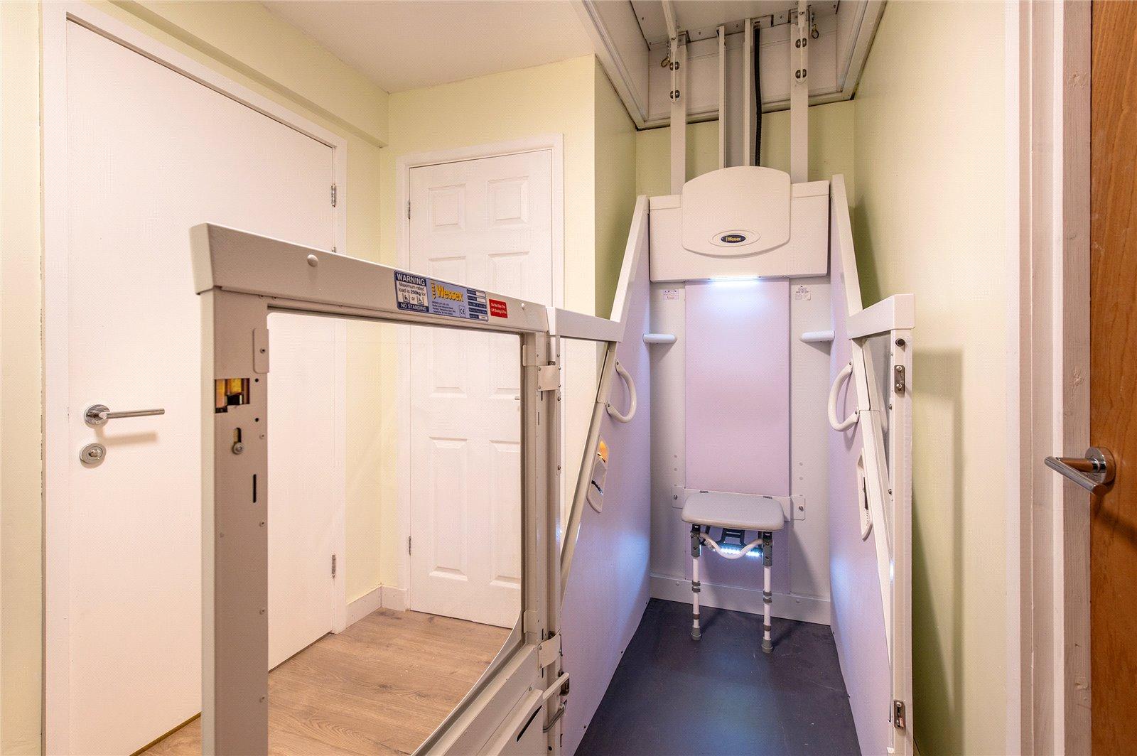 5 bedroom property for sale in Maidstone | Robinson Michael & Jackson