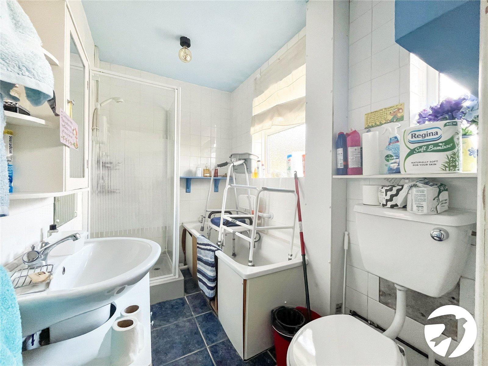 3 bedroom bungalow for sale in Maidstone | Robinson Michael & Jackson