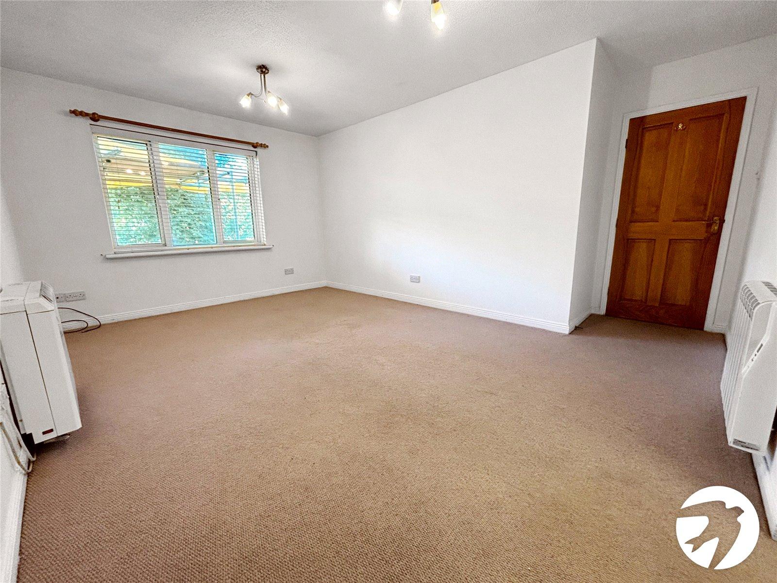 1 bedroom property for sale in Victoria Street | Robinson Michael & Jackson