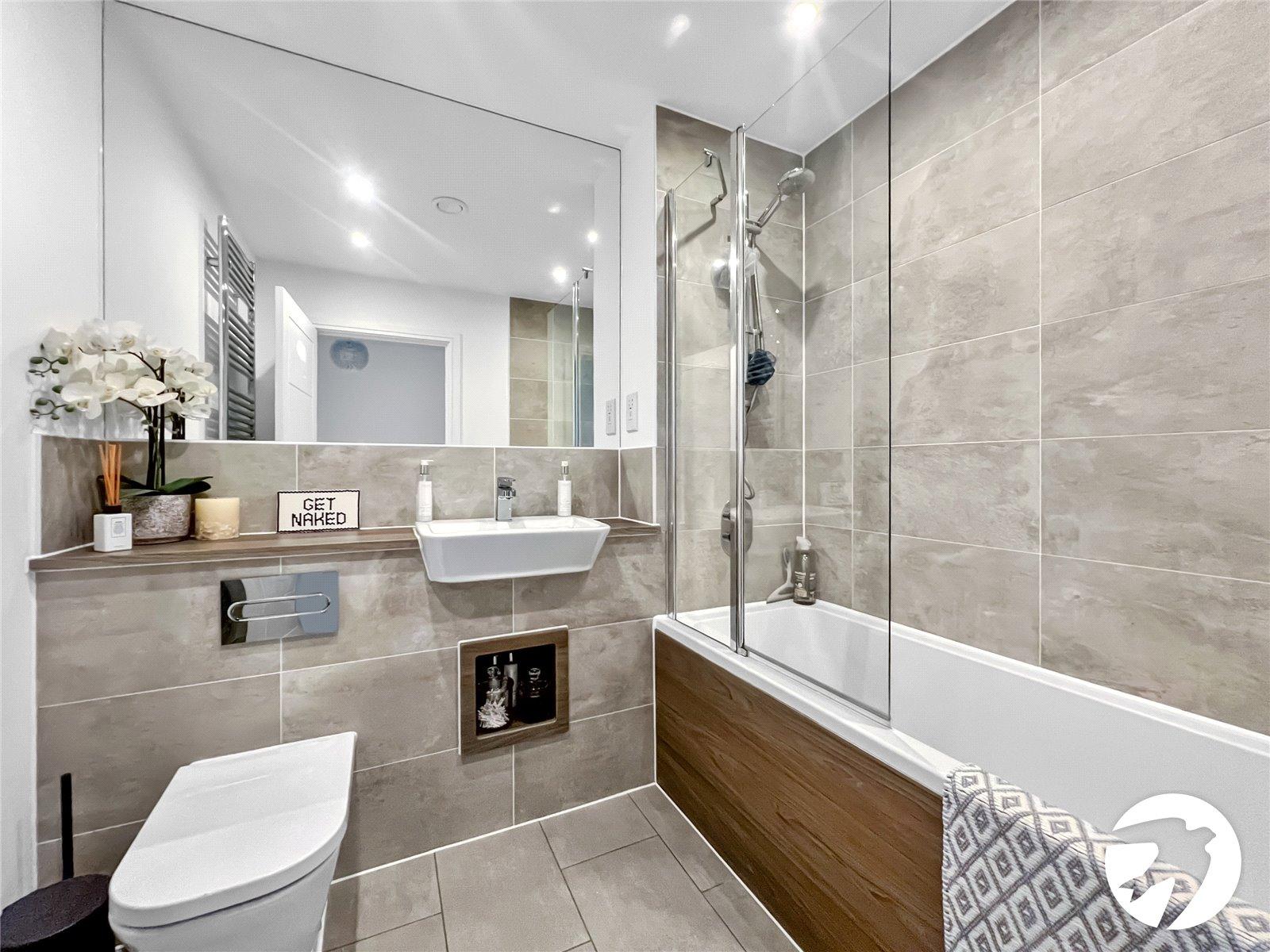 2 bedroom house for sale in Langley | Robinson Michael & Jackson