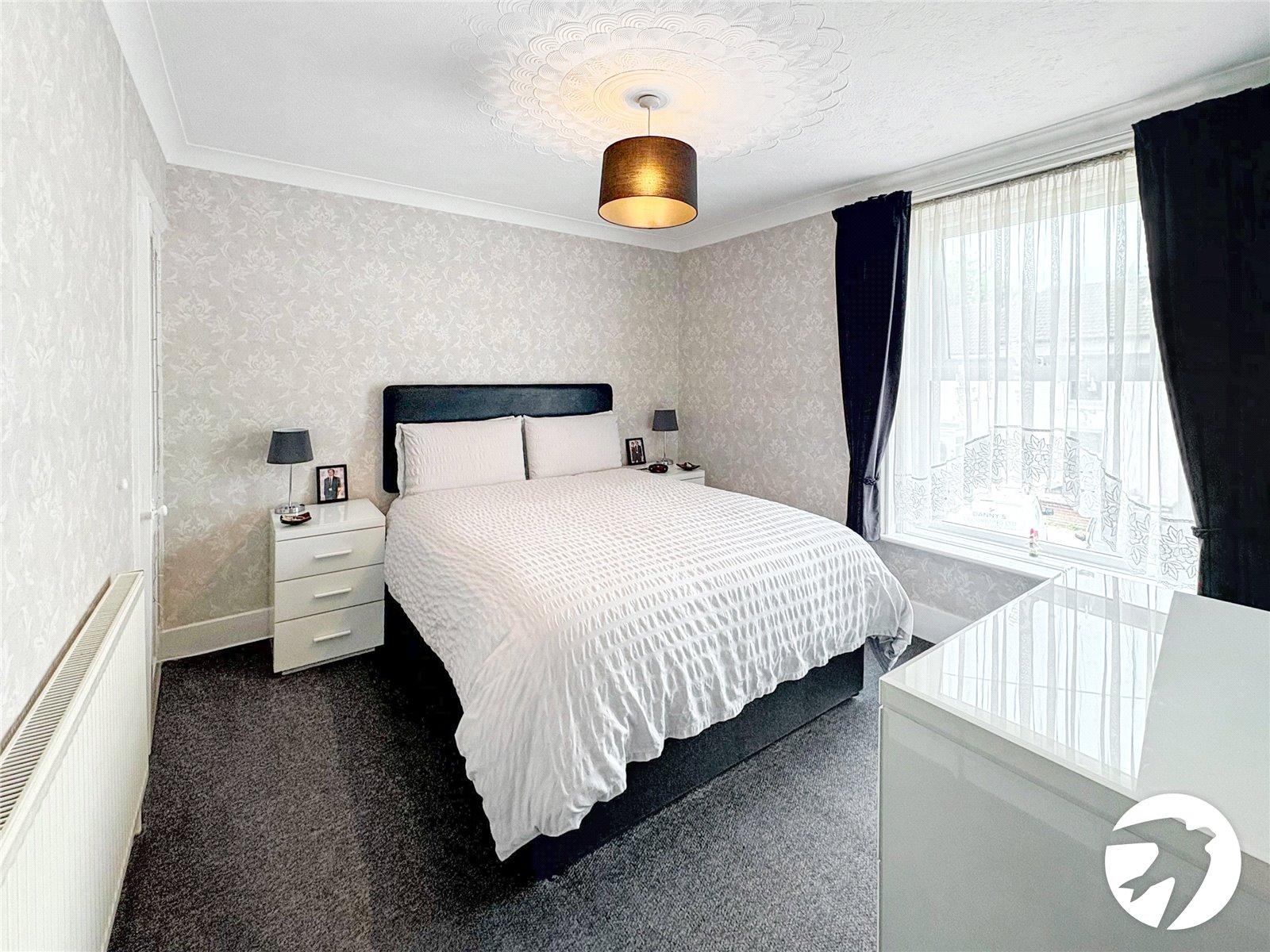 2 bedroom house for sale in Maidstone | Robinson Michael & Jackson