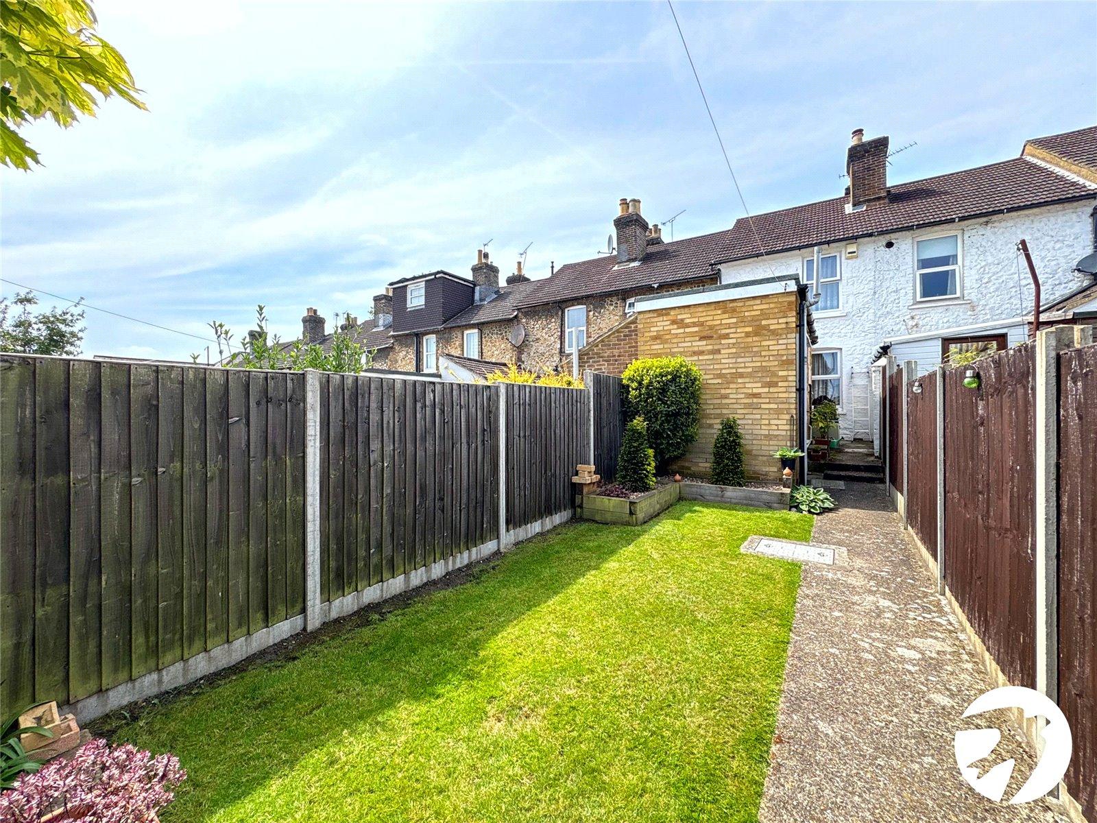 2 bedroom house for sale in Maidstone | Robinson Michael & Jackson