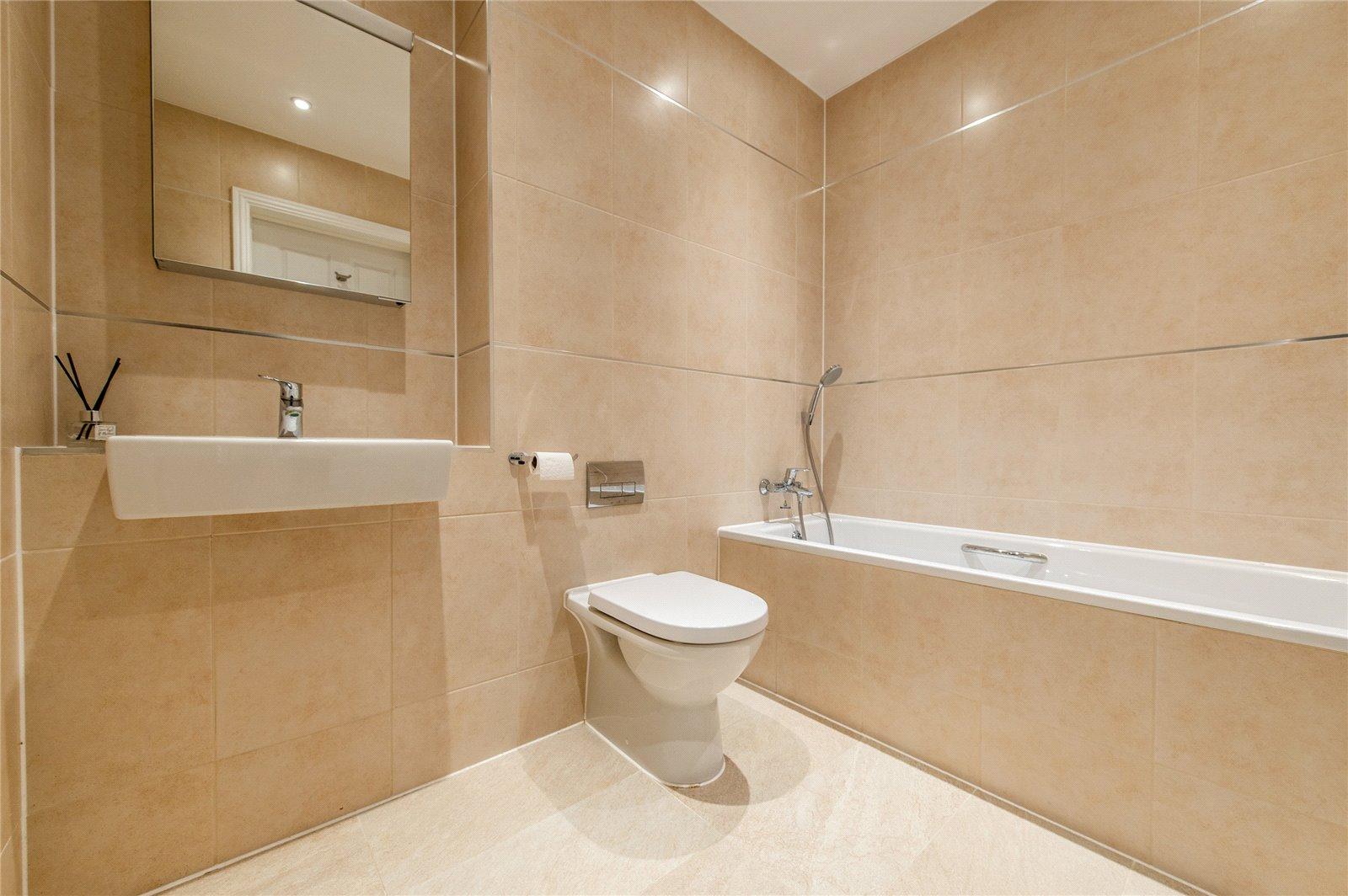 2 bedroom property for sale in Maidstone | Robinson Michael & Jackson