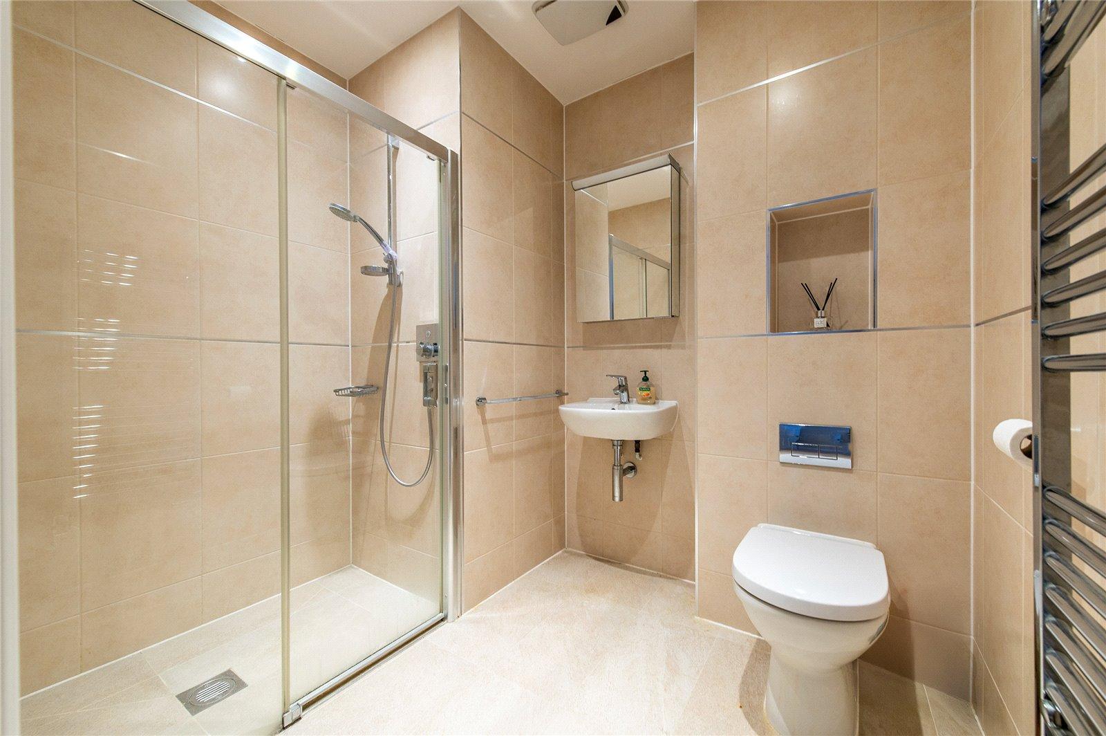 2 bedroom property for sale in Maidstone | Robinson Michael & Jackson