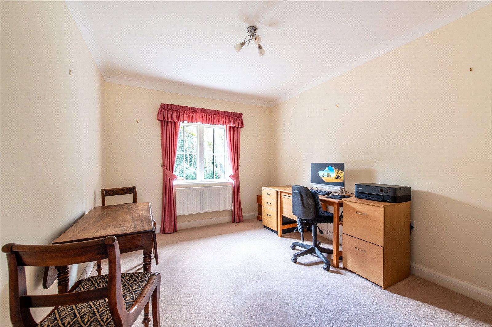 2 bedroom property for sale in Maidstone | Robinson Michael & Jackson