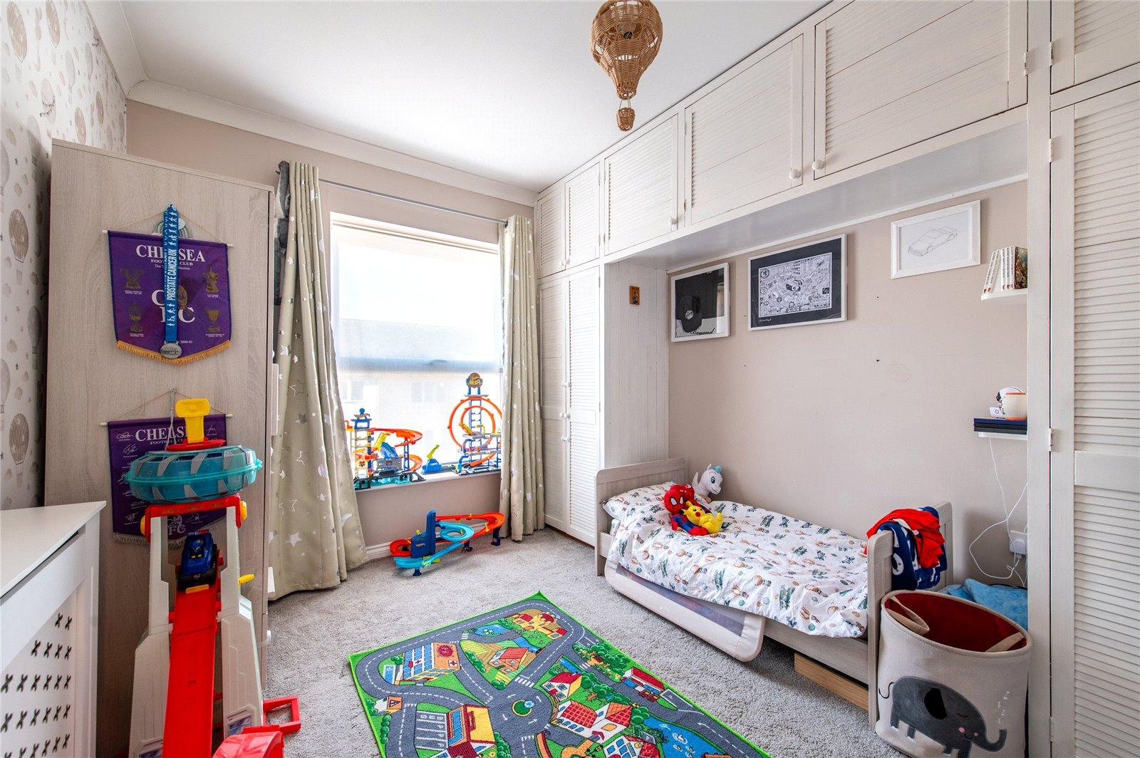 2 bedroom property for sale in Maidstone | Robinson Michael & Jackson