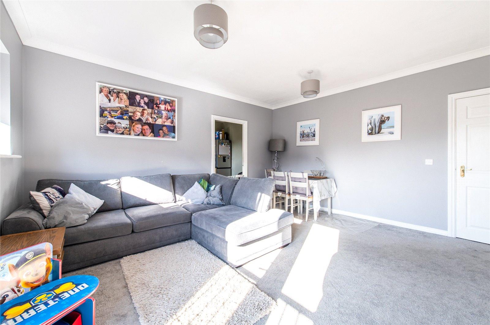 2 bedroom property for sale in Maidstone | Robinson Michael & Jackson