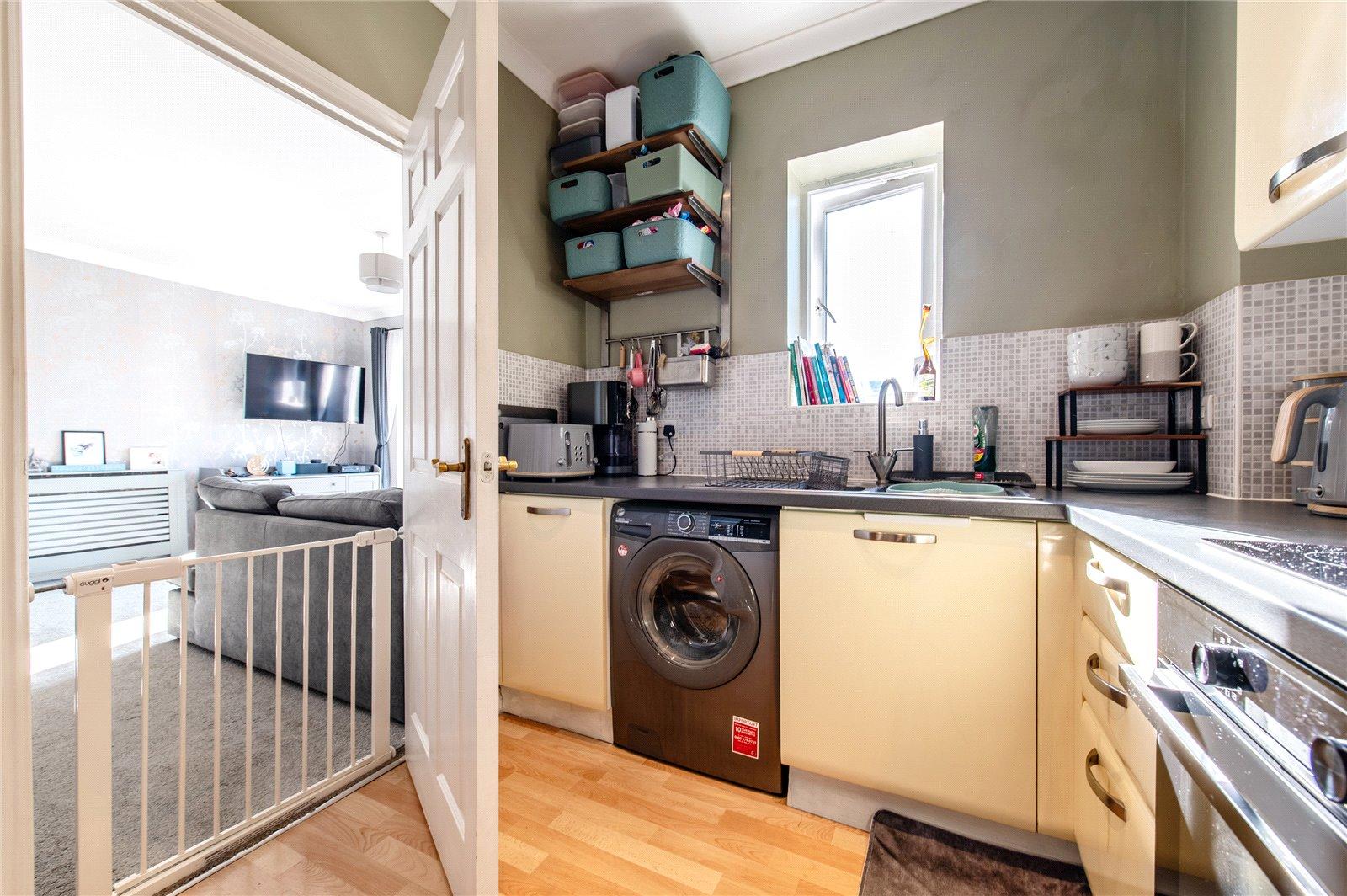 2 bedroom property for sale in Maidstone | Robinson Michael & Jackson
