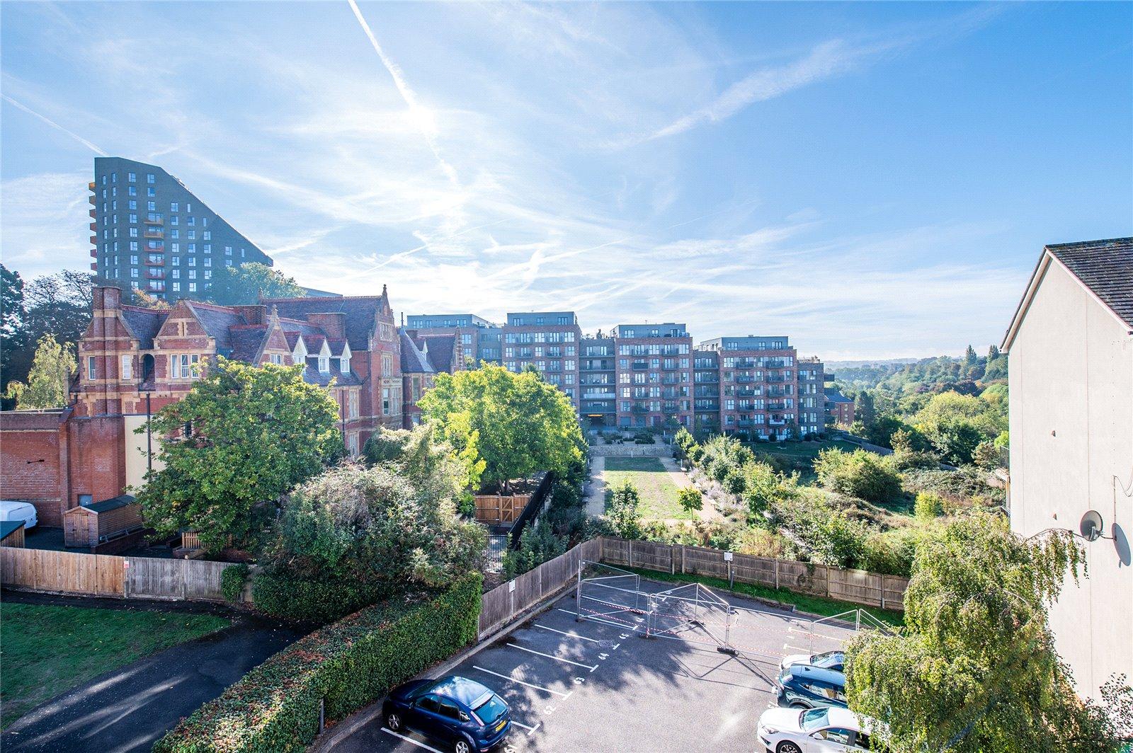 2 bedroom property for sale in Maidstone | Robinson Michael & Jackson