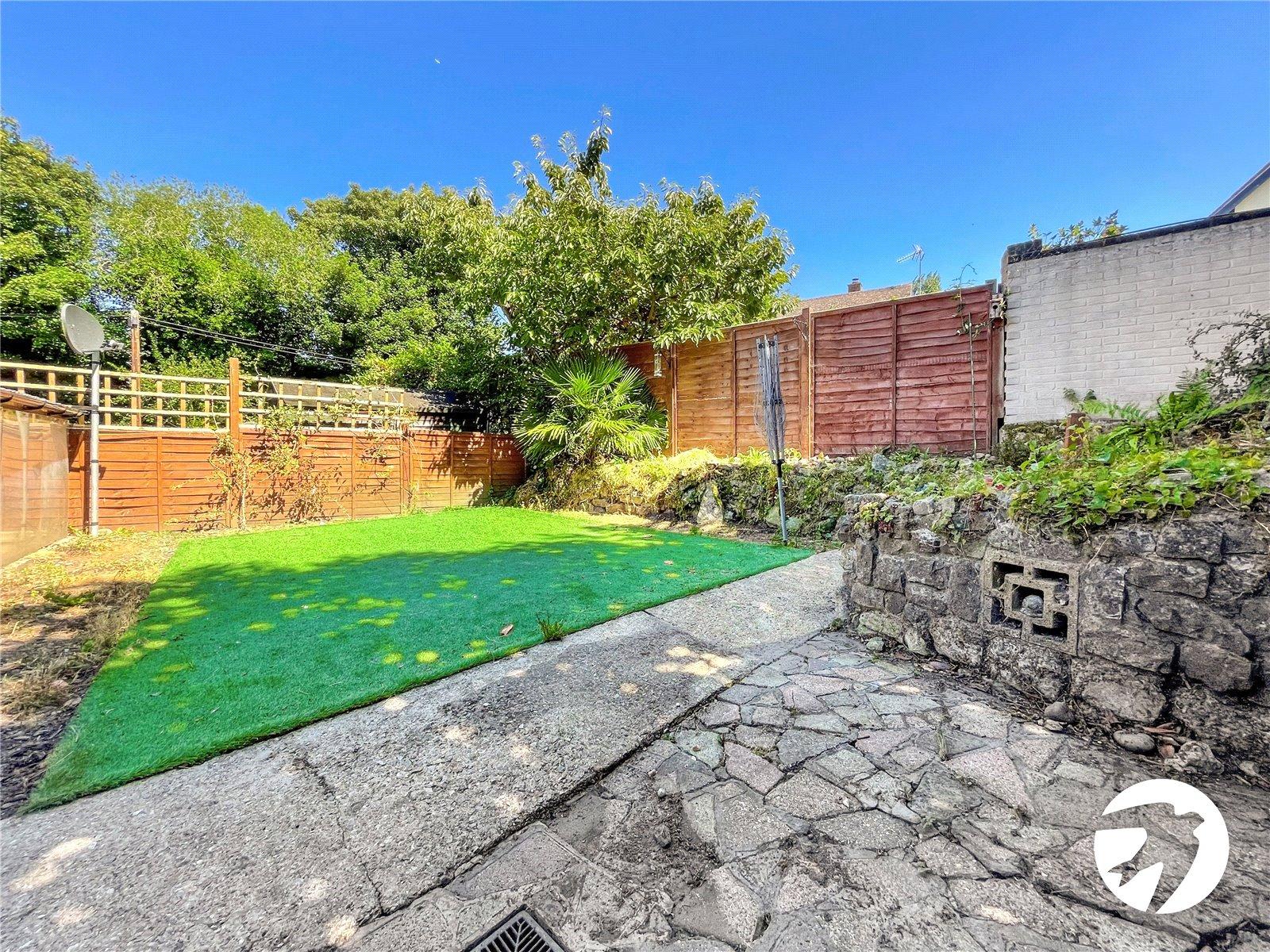 2 bedroom bungalow for sale in West Malling | Robinson Michael & Jackson