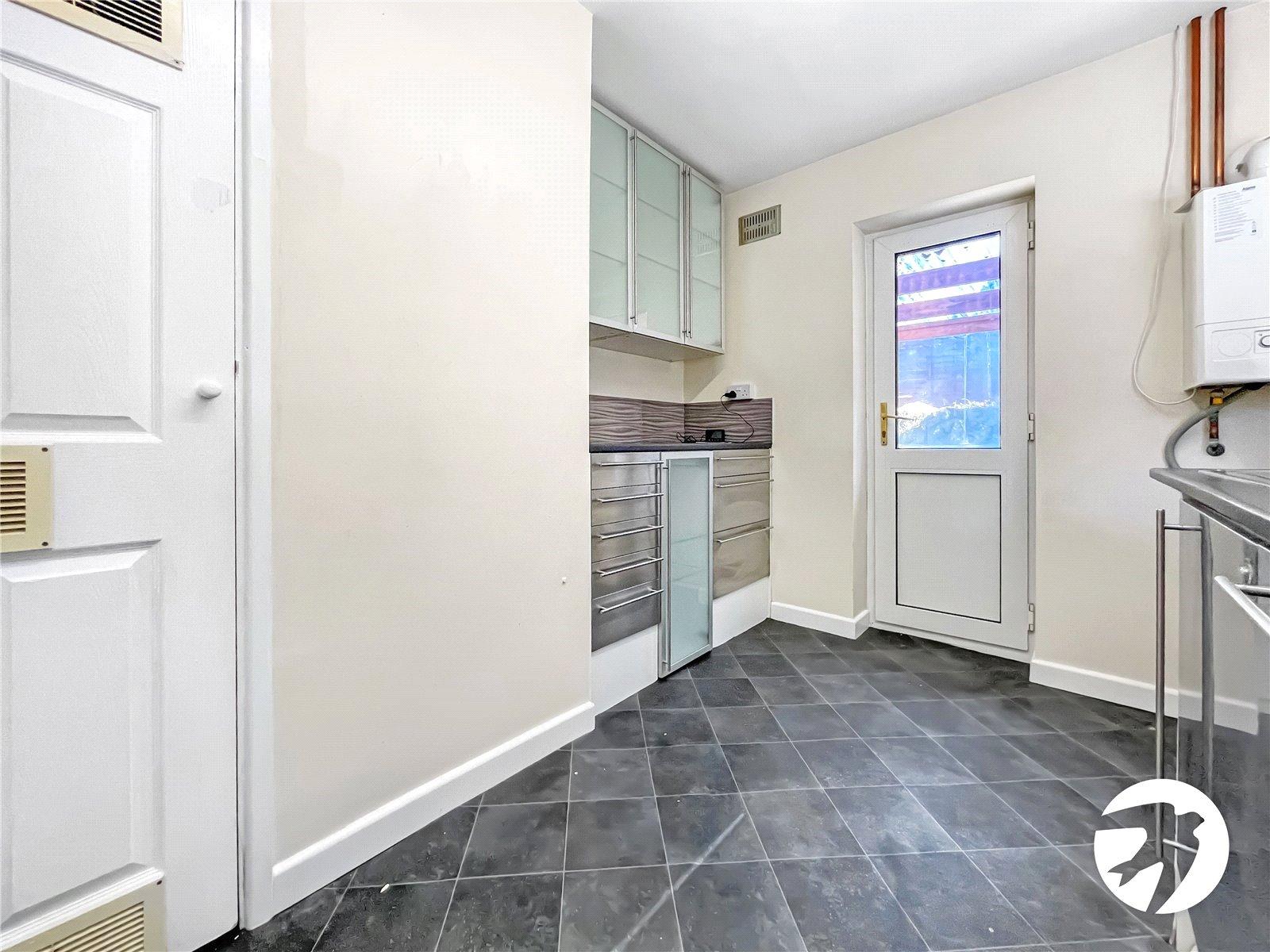 2 bedroom bungalow for sale in West Malling | Robinson Michael & Jackson