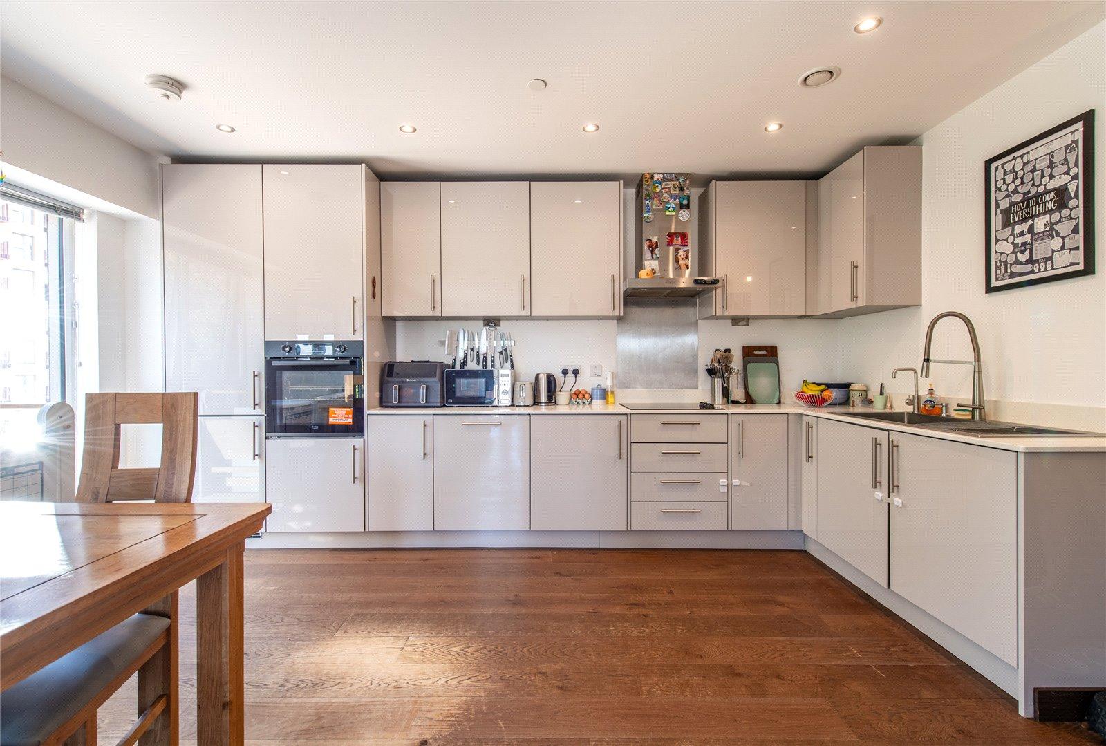 2 bedroom property for sale in Maidstone | Robinson Michael & Jackson