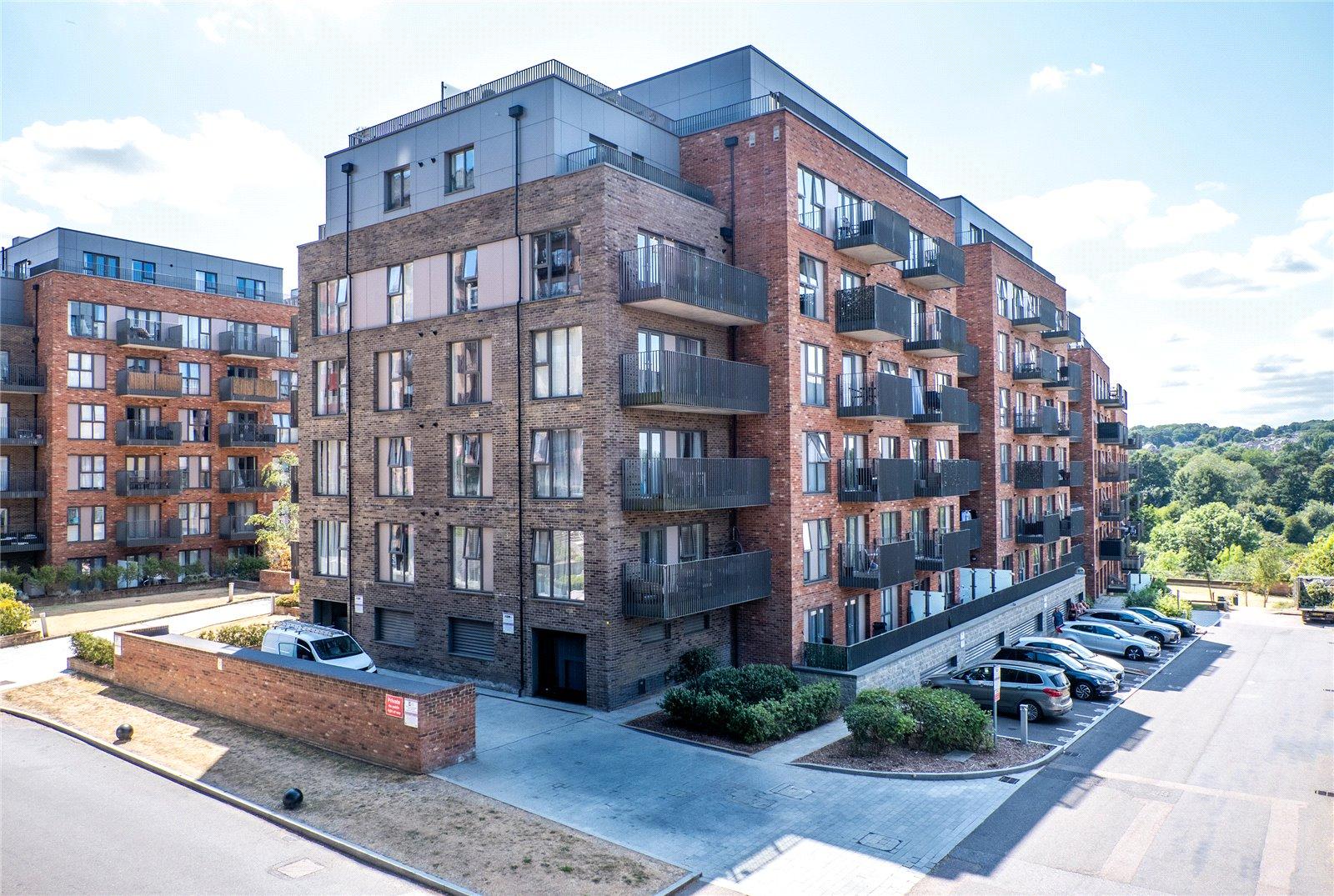2 bedroom property for sale in Maidstone | Robinson Michael & Jackson