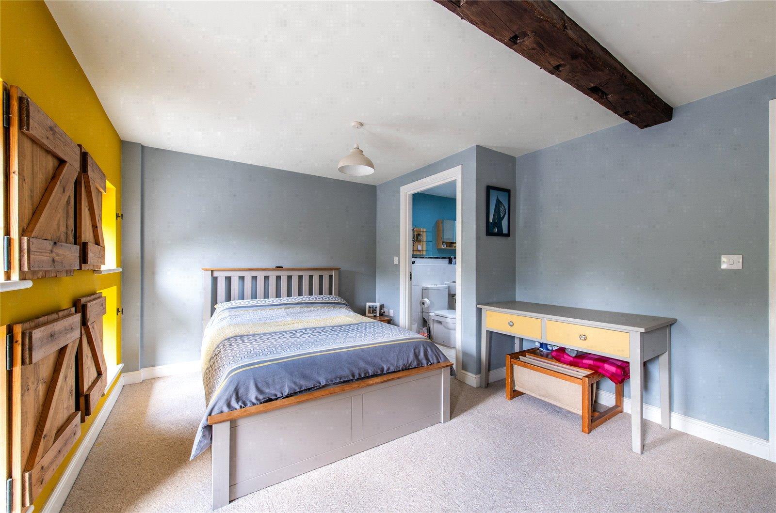 3 bedroom property for sale in Maidstone | Robinson Michael & Jackson