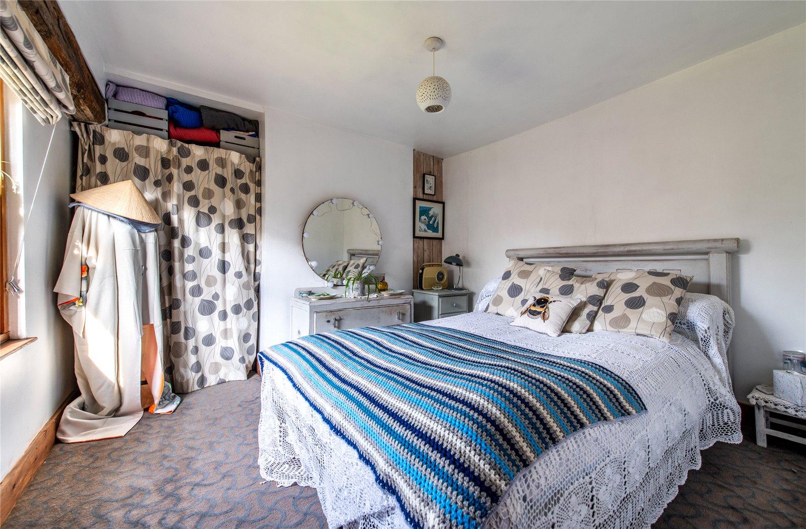3 bedroom house for sale in Harrietsham | Robinson Michael & Jackson