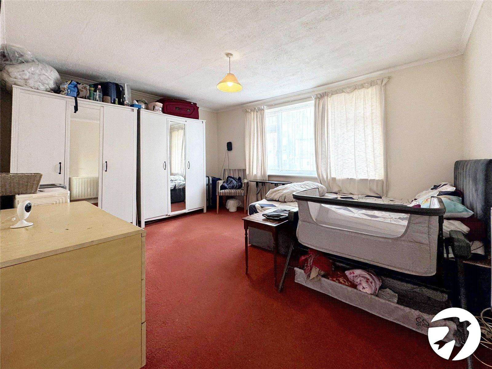 2 bedroom property for sale in Maidstone | Robinson Michael & Jackson