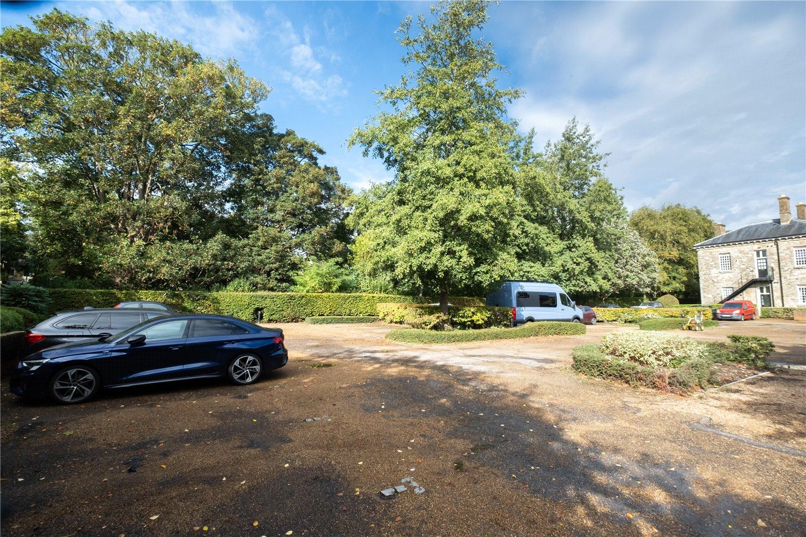 2 bedroom property for sale in Fennel Close | Robinson Michael & Jackson
