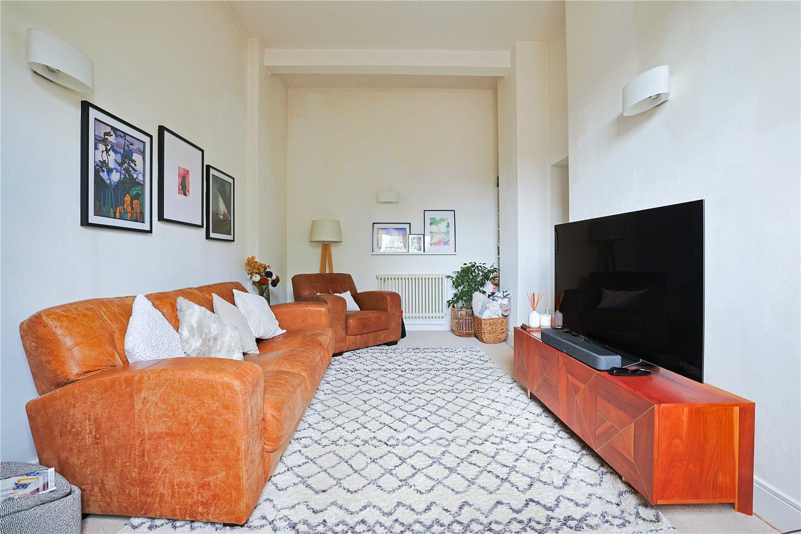 2 bedroom property for sale in Fennel Close | Robinson Michael & Jackson