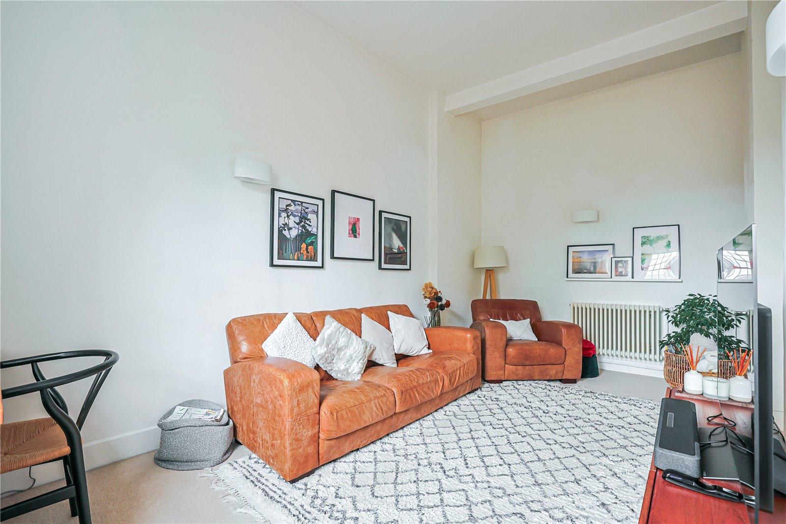 2 bedroom property for sale in Fennel Close | Robinson Michael & Jackson