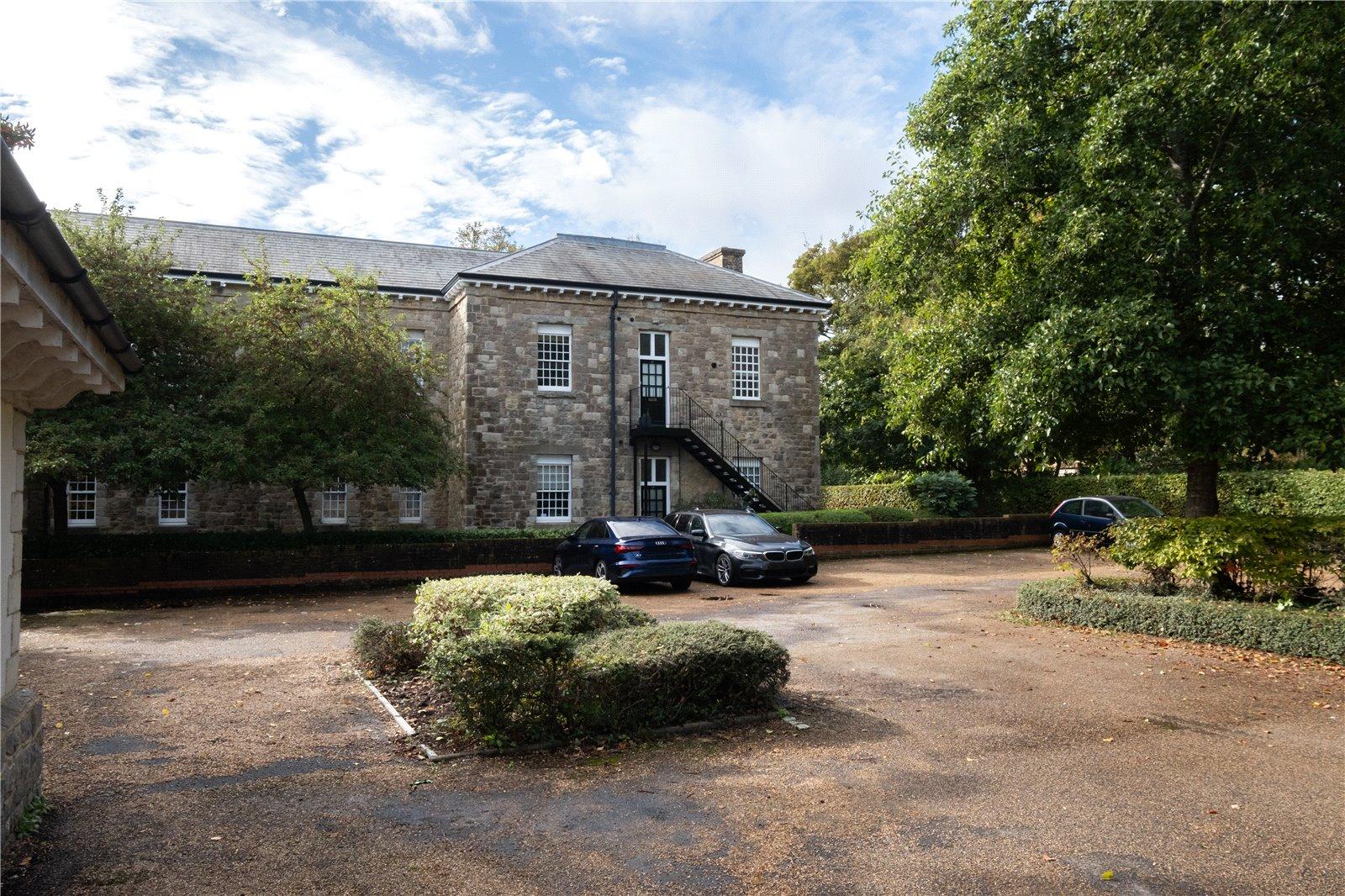 2 bedroom property for sale in Fennel Close | Robinson Michael & Jackson