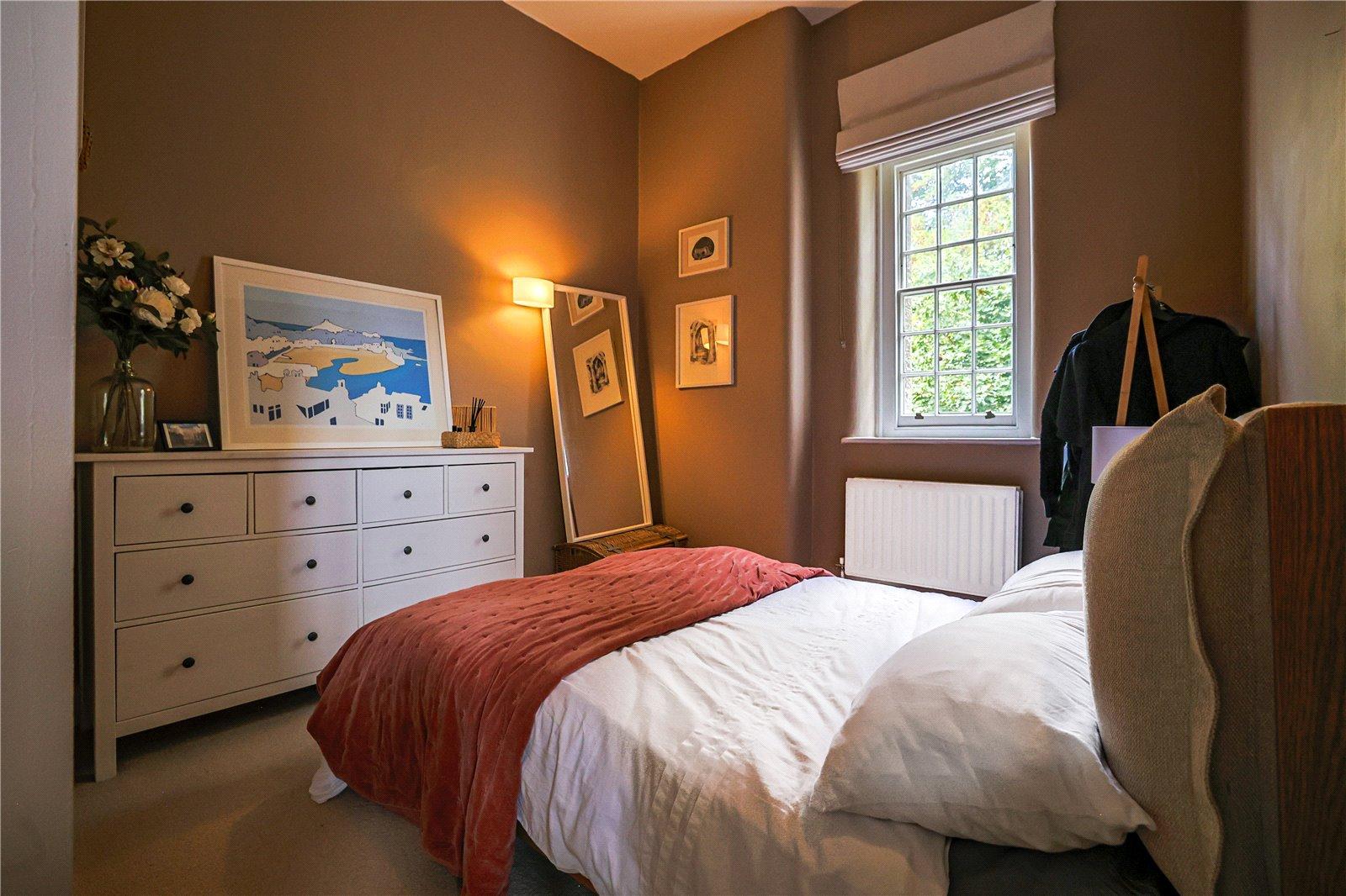 2 bedroom property for sale in Fennel Close | Robinson Michael & Jackson