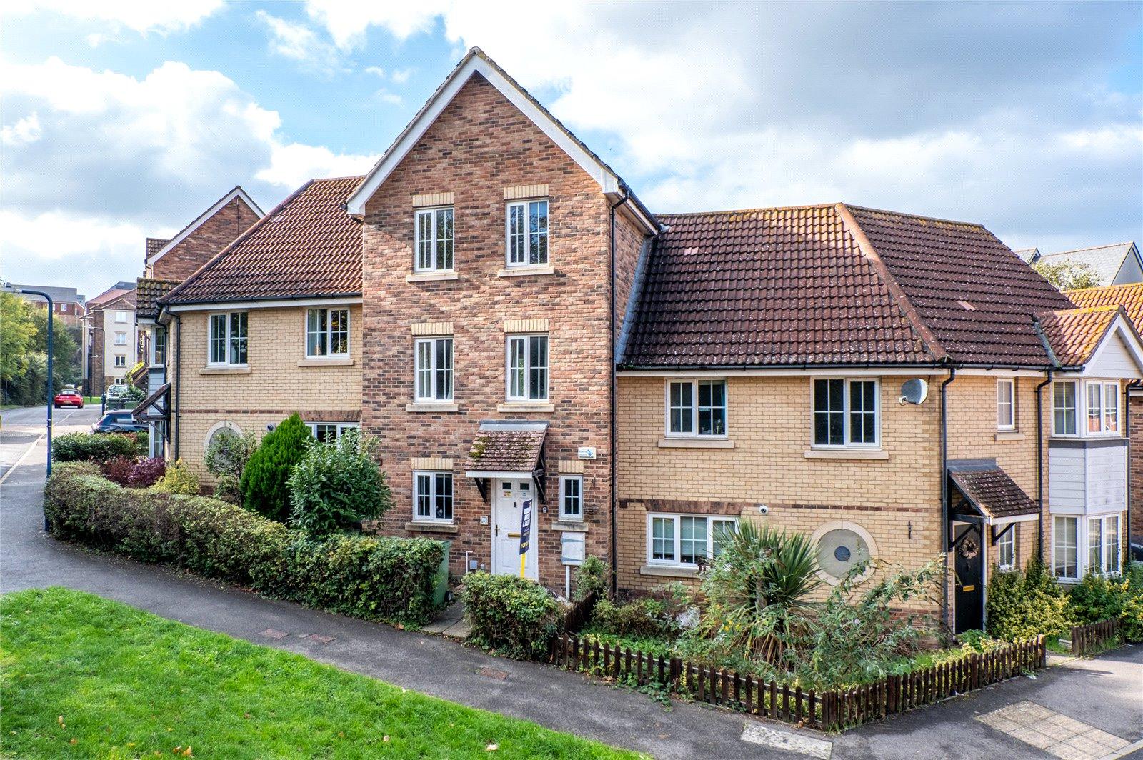 4 bedroom property for sale in Tovil | Robinson Michael & Jackson