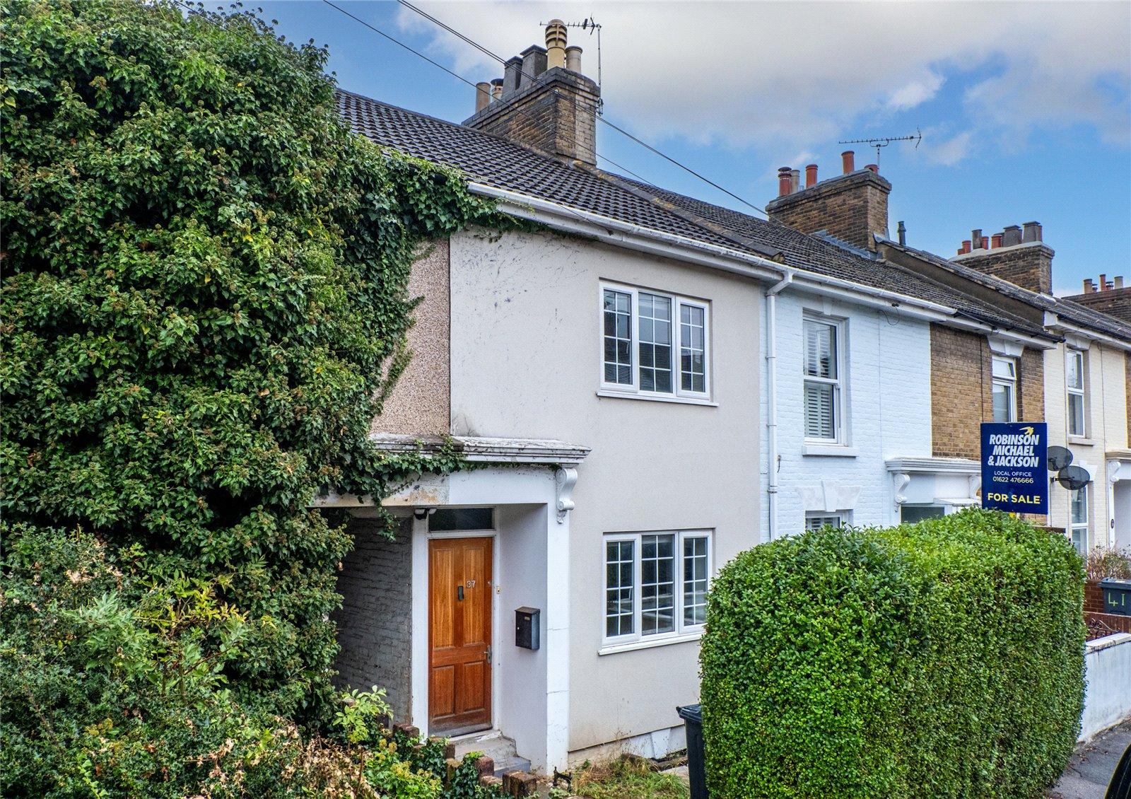 2 bedroom house for sale in Maidstone | Robinson Michael & Jackson