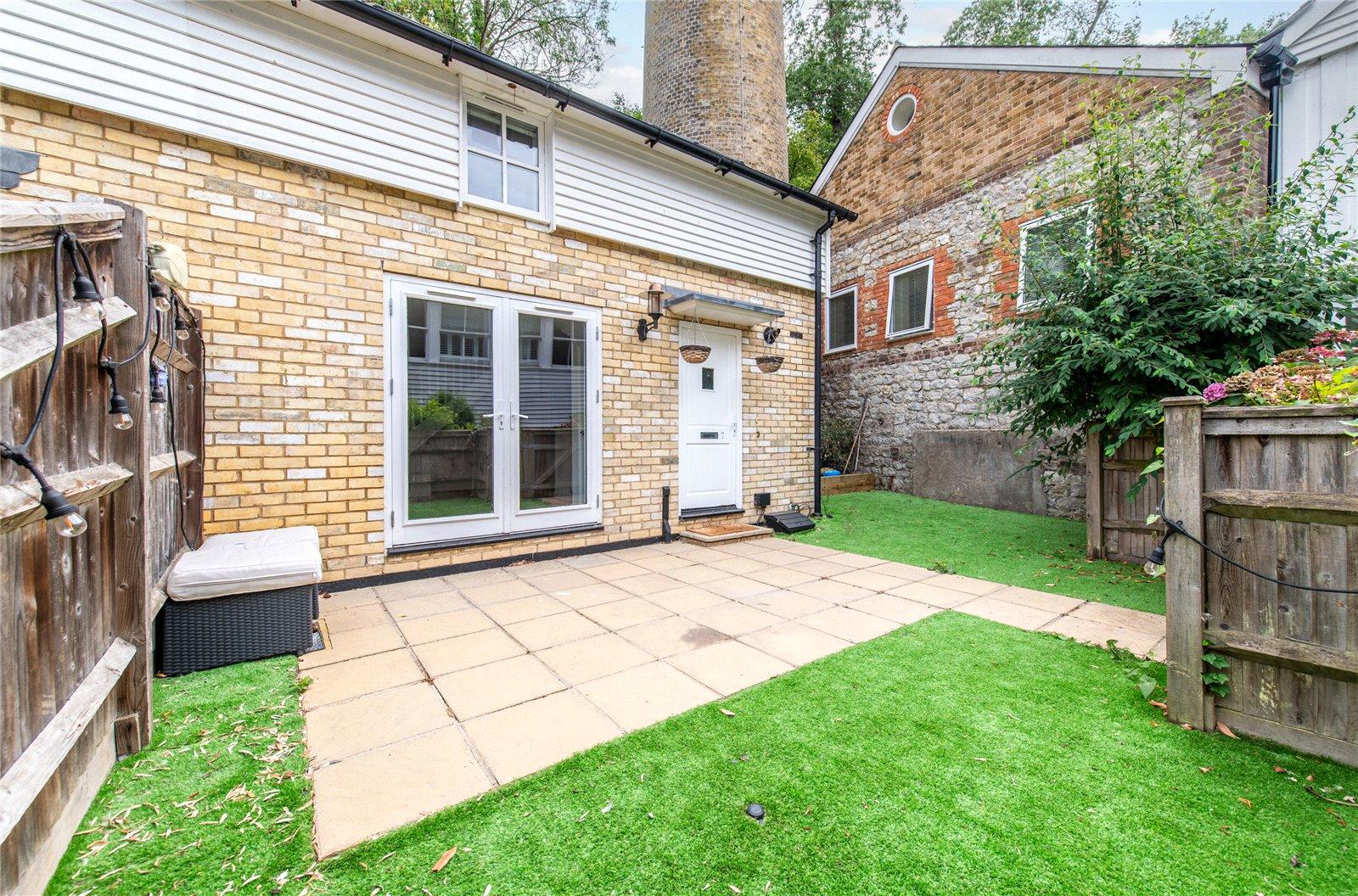 2 bedroom house for sale in Maidstone | Robinson Michael & Jackson