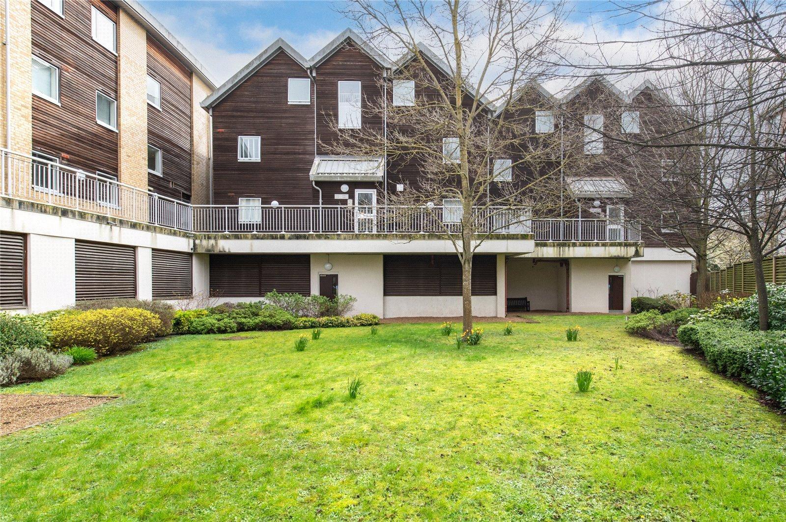 2 bedroom property to rent in Maidstone | Robinson Michael & Jackson
