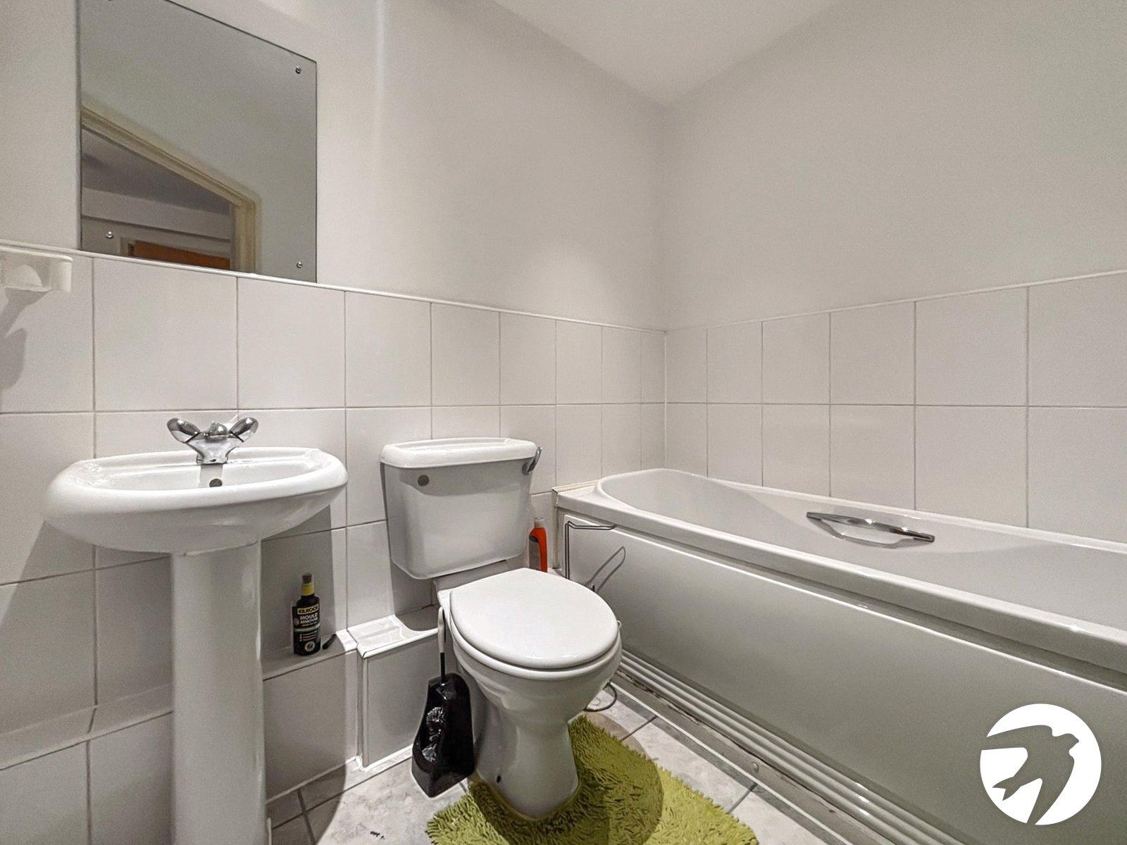 2 bedroom property to rent in Maidstone | Robinson Michael & Jackson