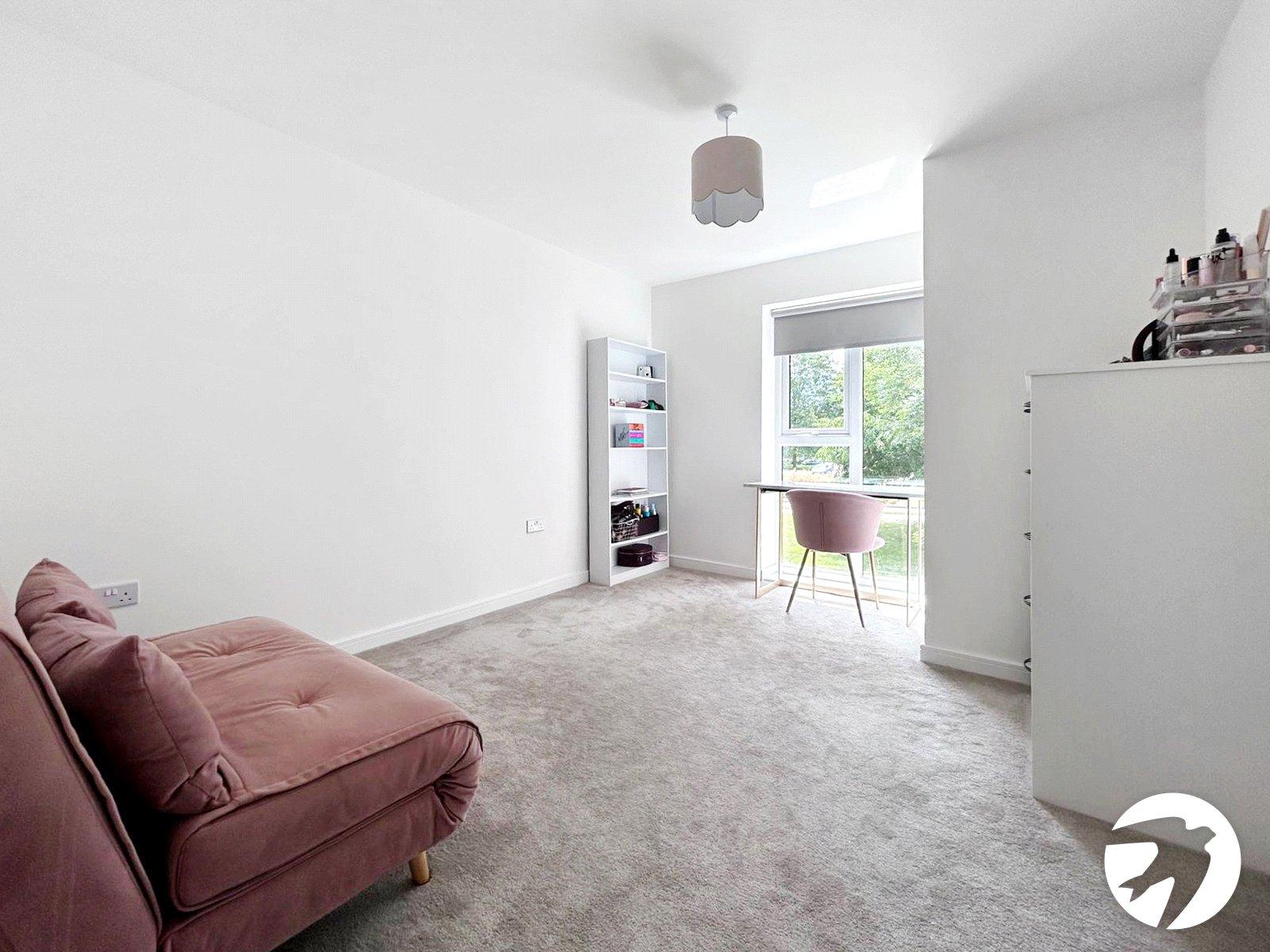2 bedroom property to rent in Kings Hill | Robinson Michael & Jackson