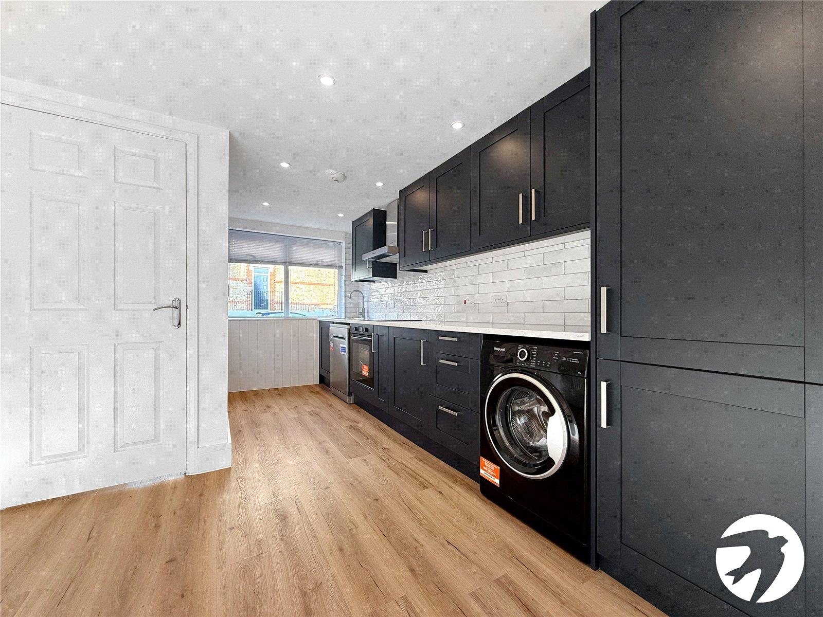 4 bedroom house to rent in Maidstone | Robinson Michael & Jackson
