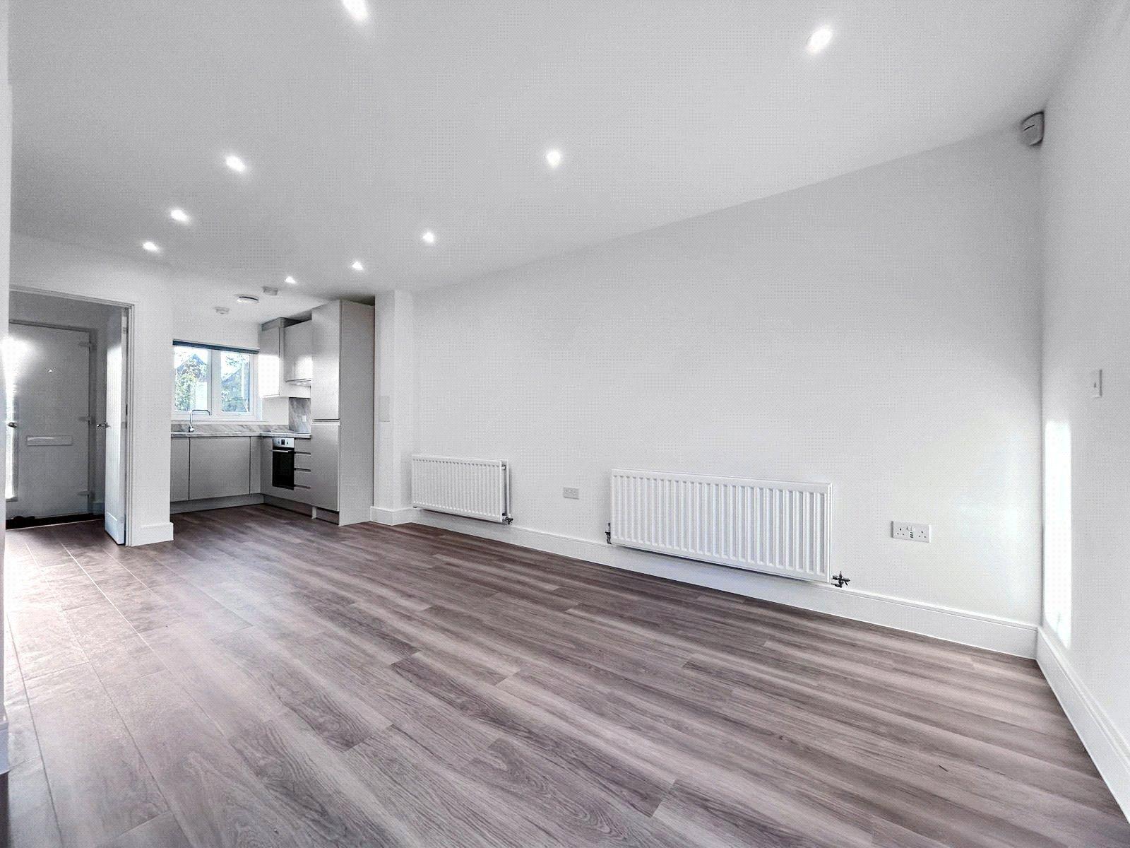 2 bedroom house to rent in Langley | Robinson Michael & Jackson