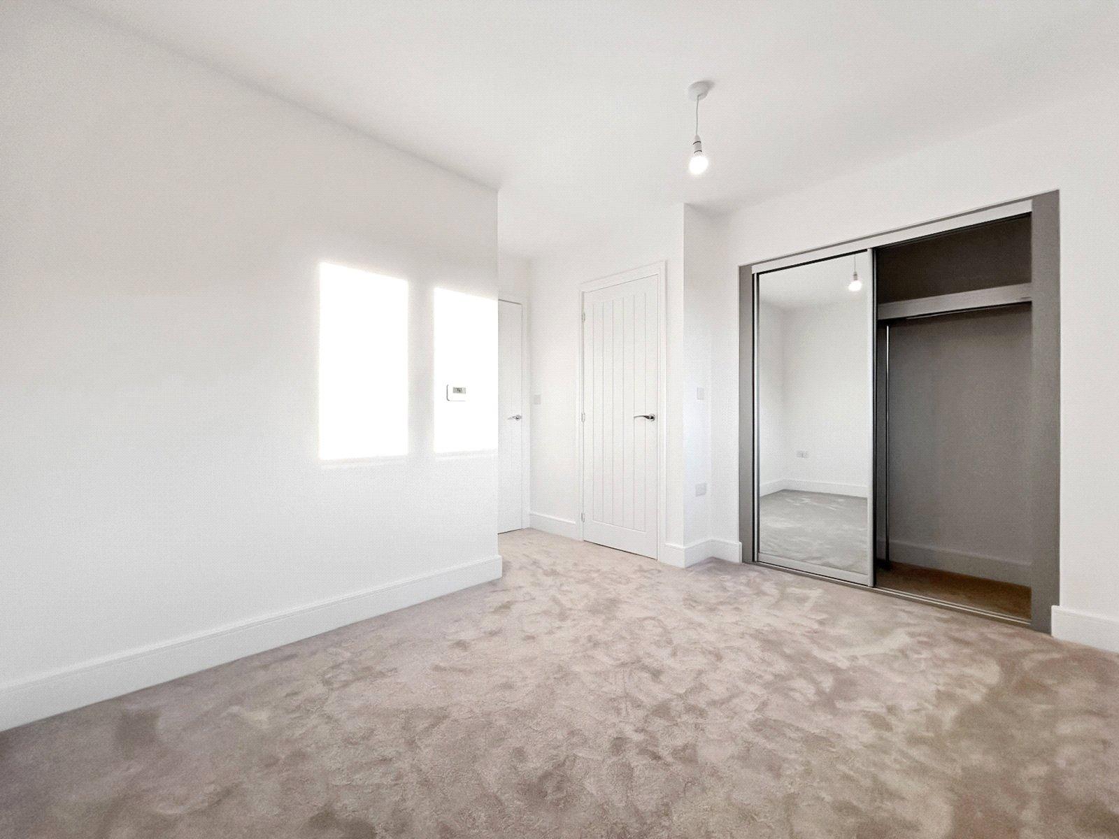 2 bedroom house to rent in Langley | Robinson Michael & Jackson