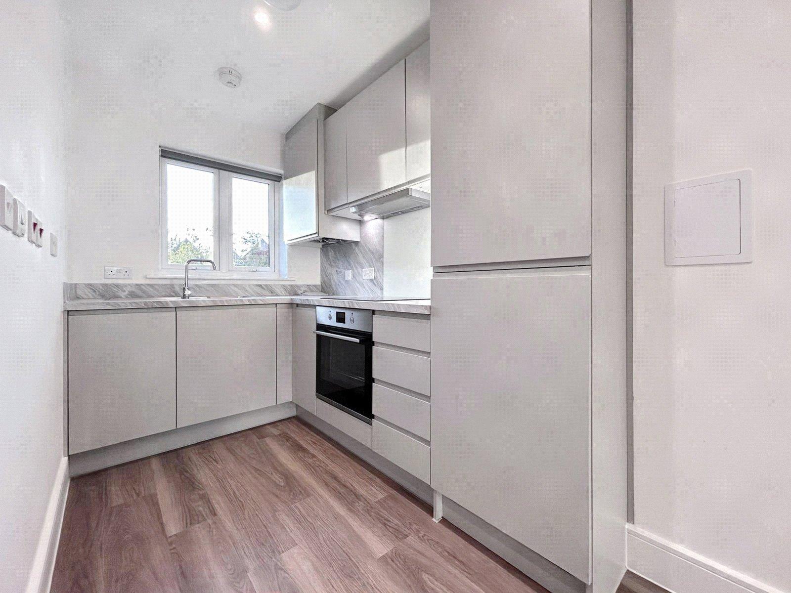 2 bedroom house to rent in Langley | Robinson Michael & Jackson