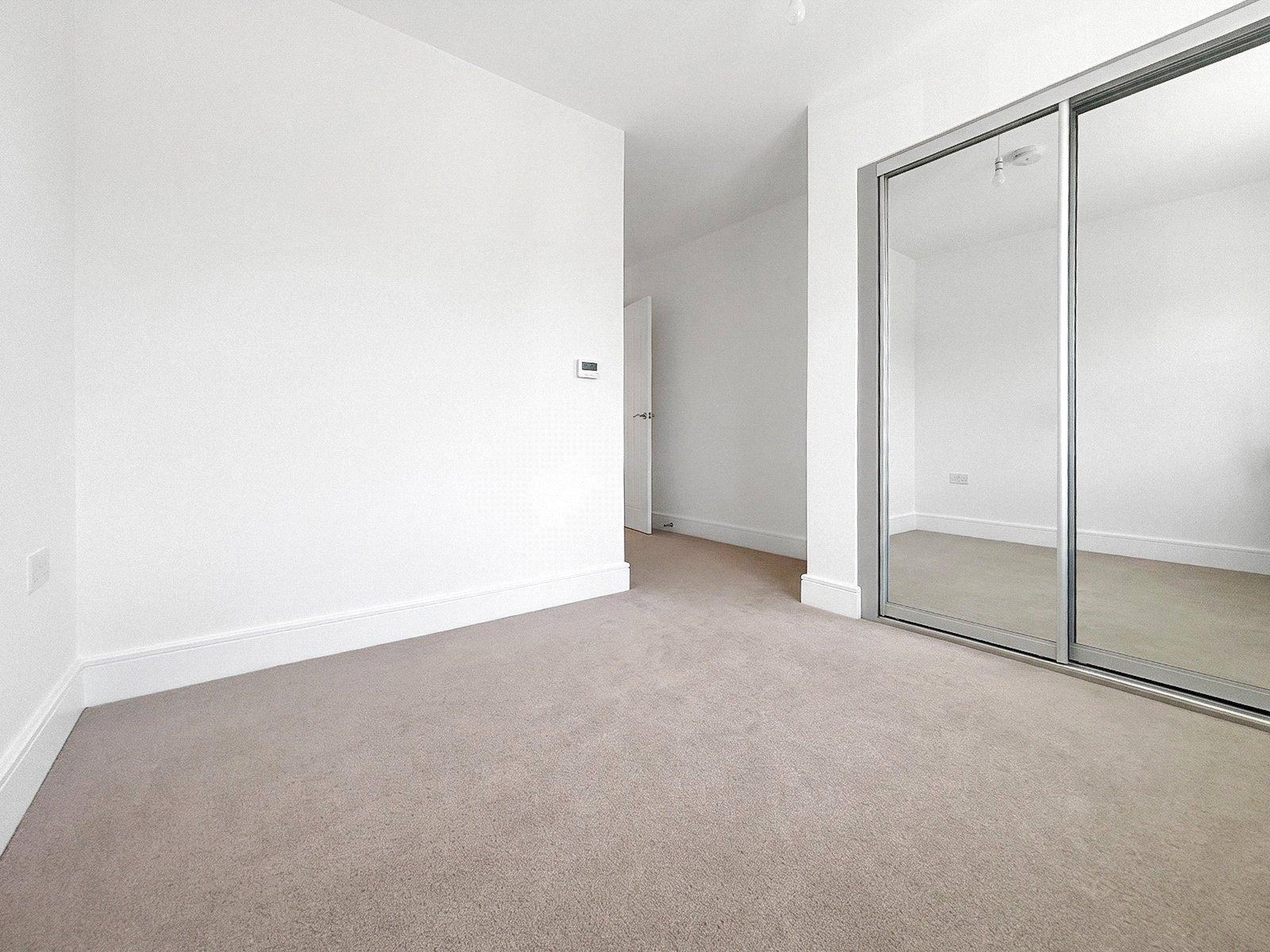 2 bedroom property to rent in Langley | Robinson Michael & Jackson