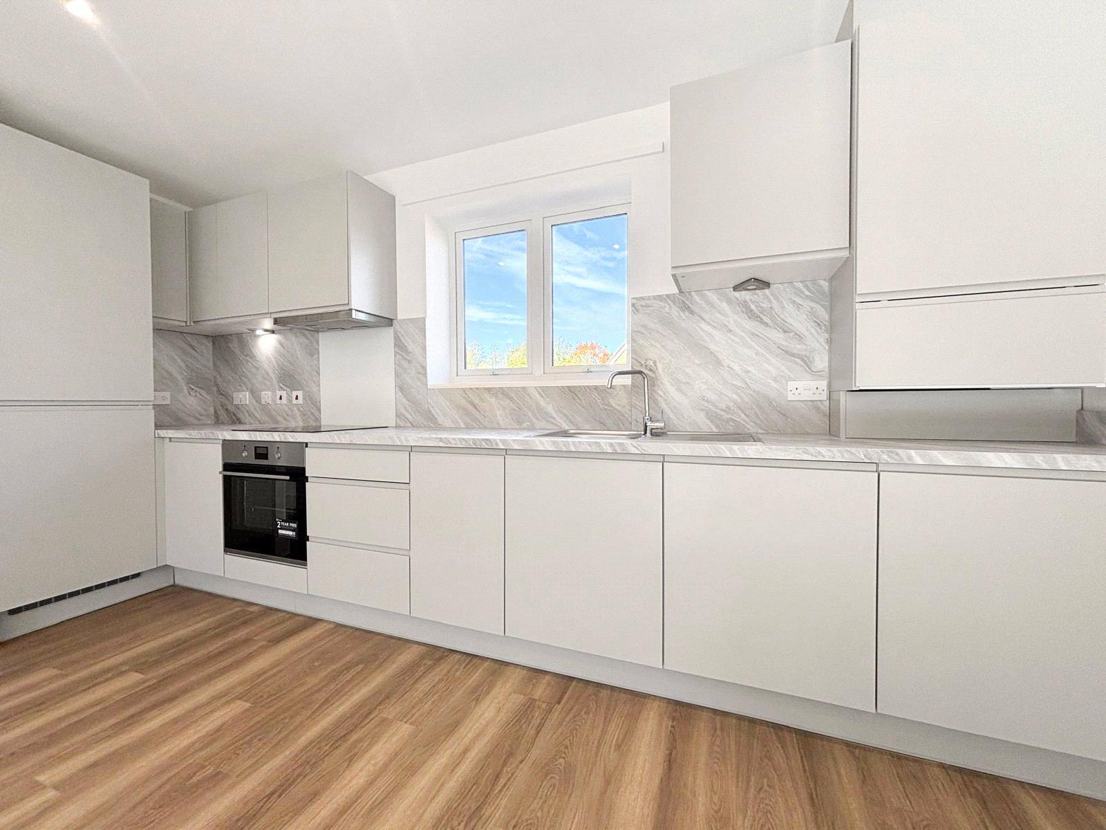 2 bedroom property to rent in Langley | Robinson Michael & Jackson